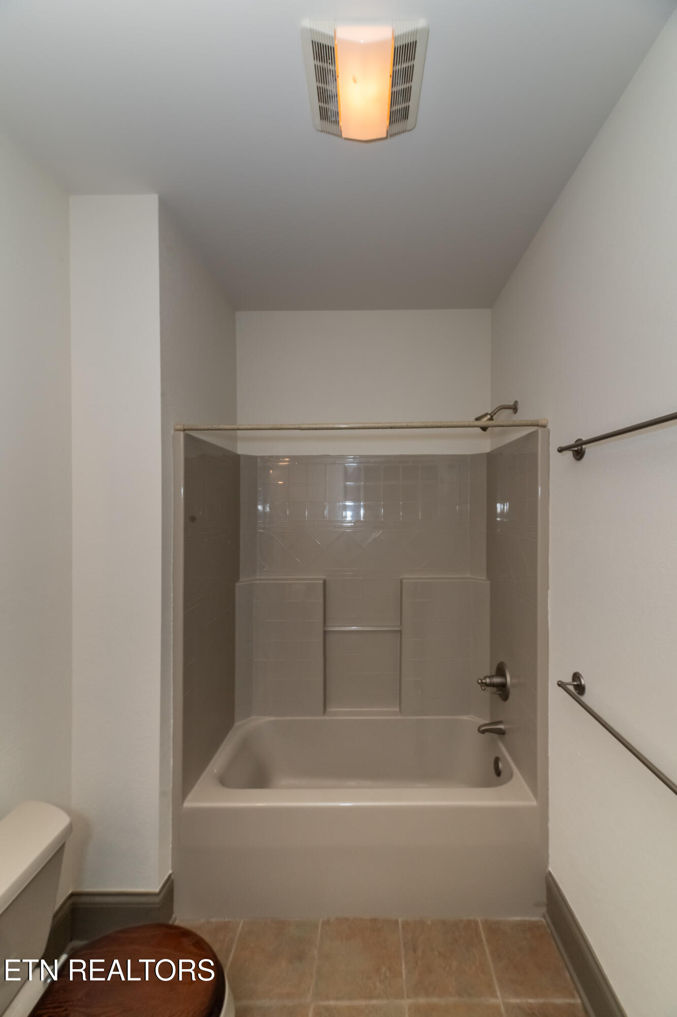 1052 Craigland Court