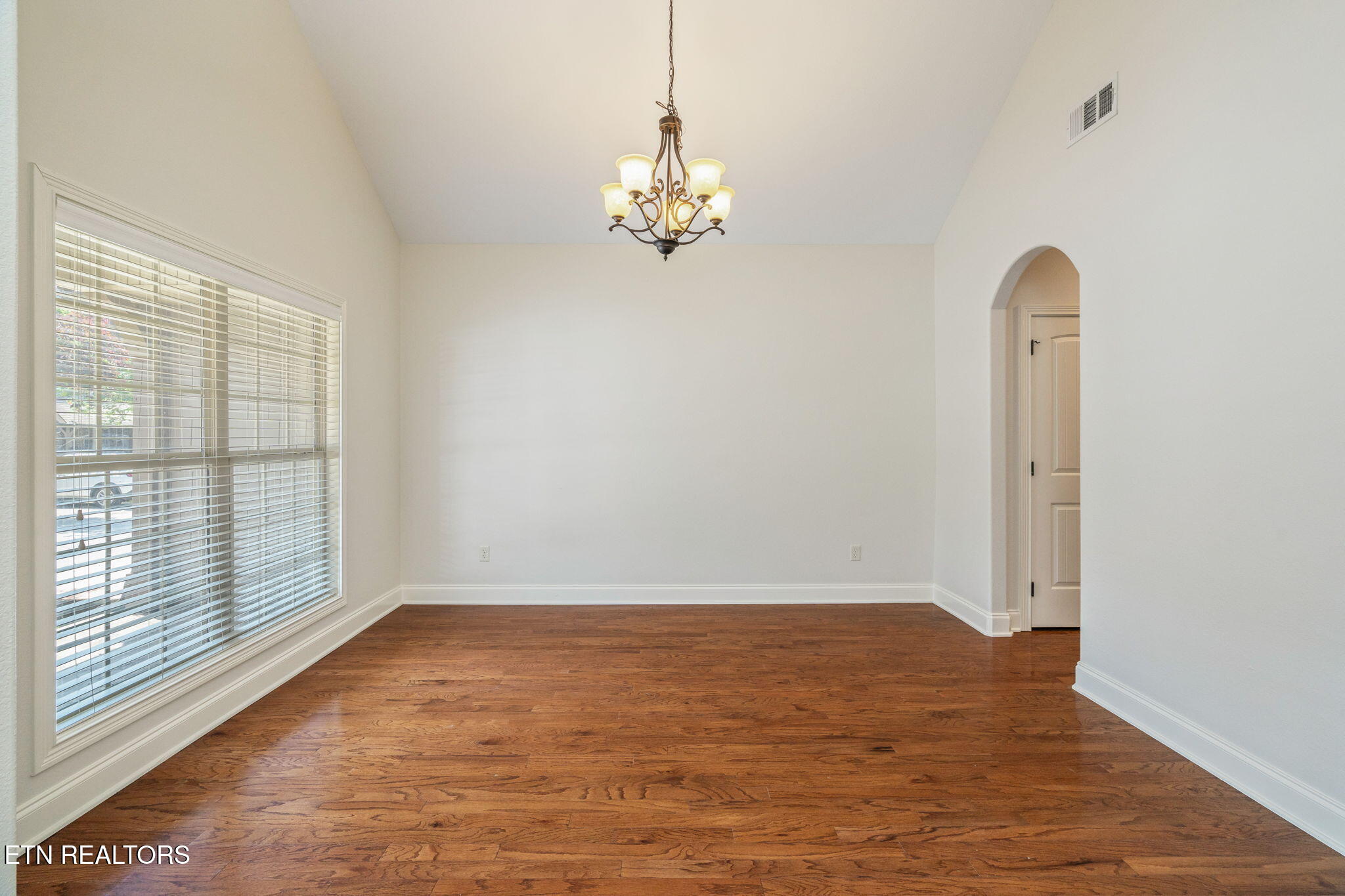1703 Cottage Wood Way