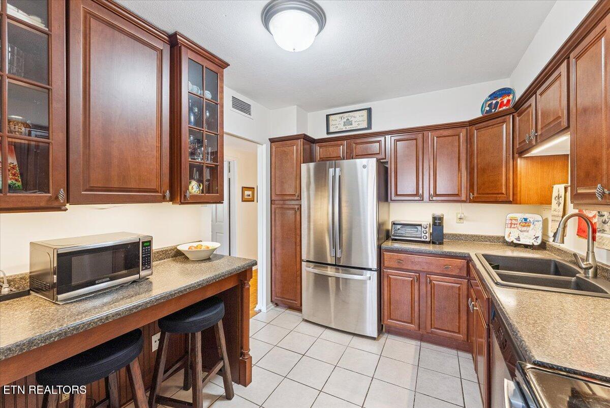 1400 Kenesaw Ave, 12B