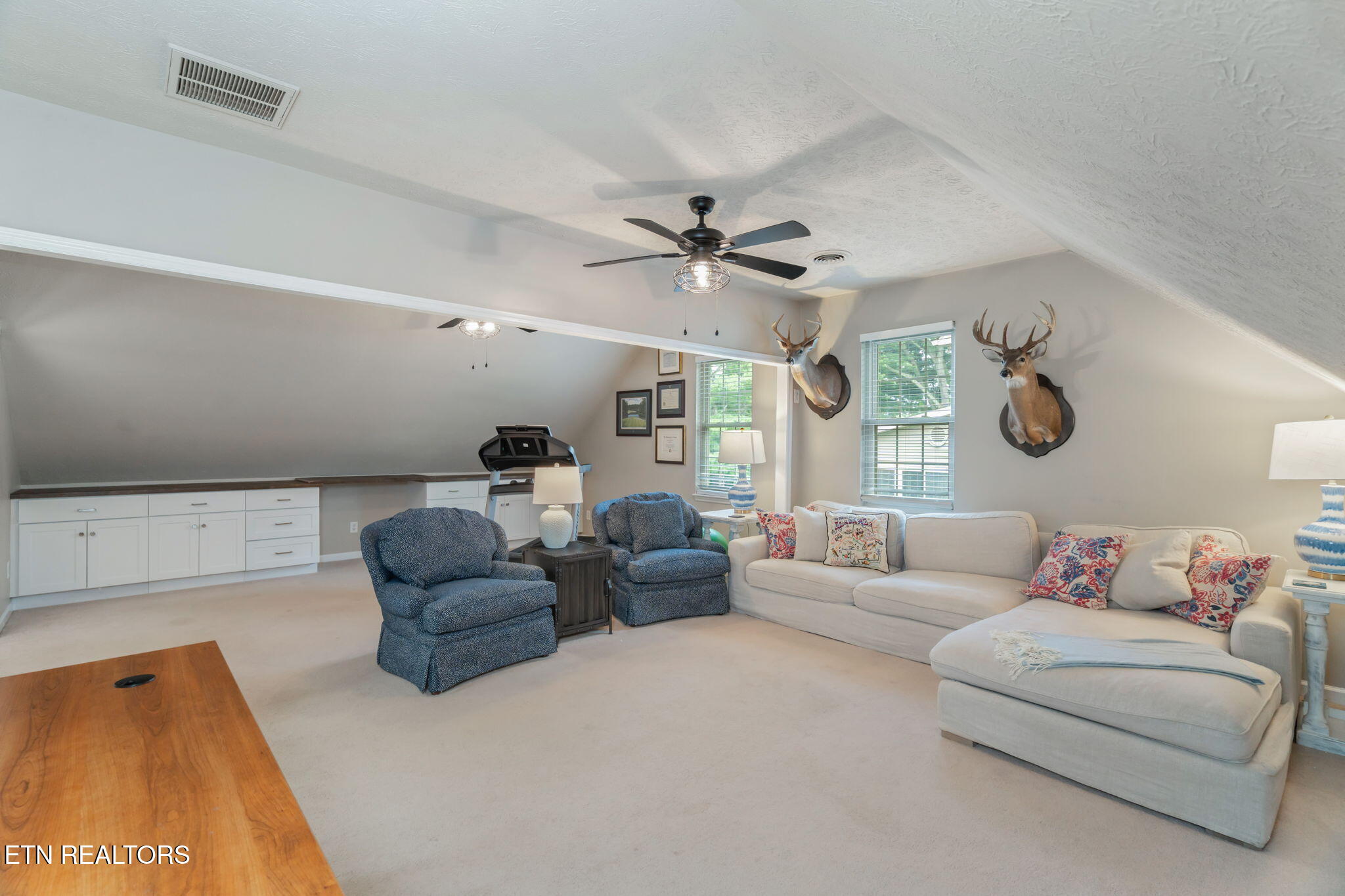 917 Ilex Circle