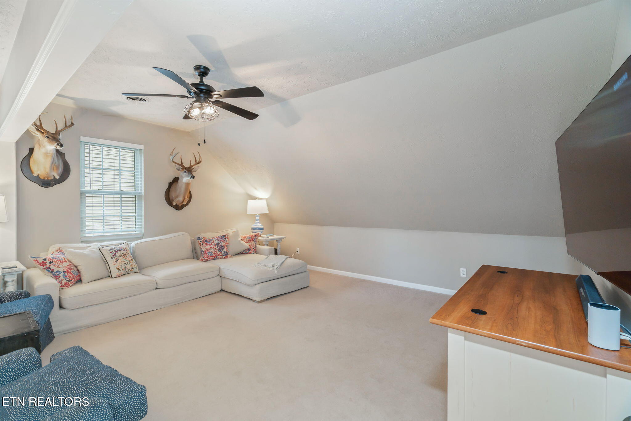 917 Ilex Circle