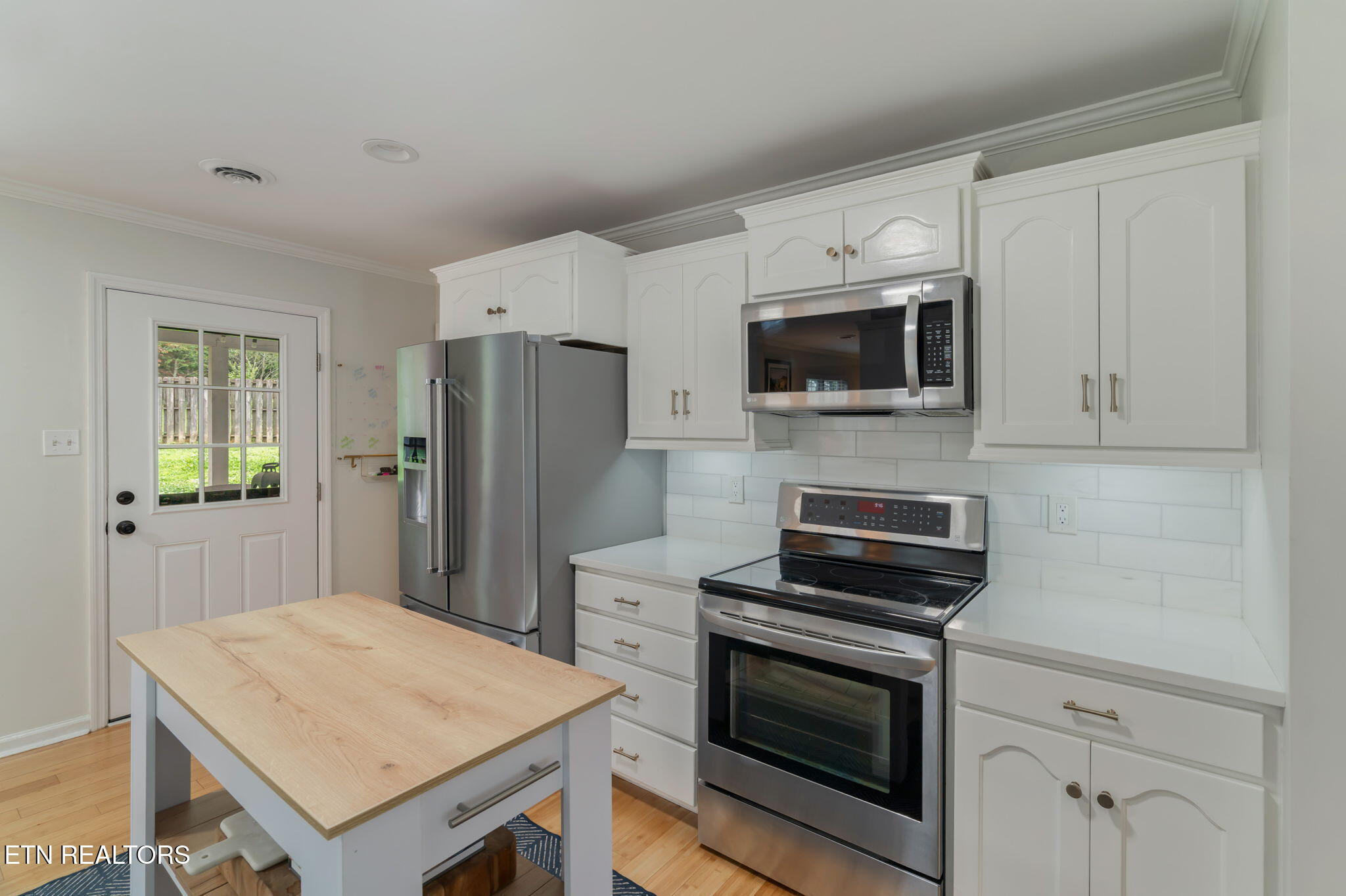 917 Ilex Circle