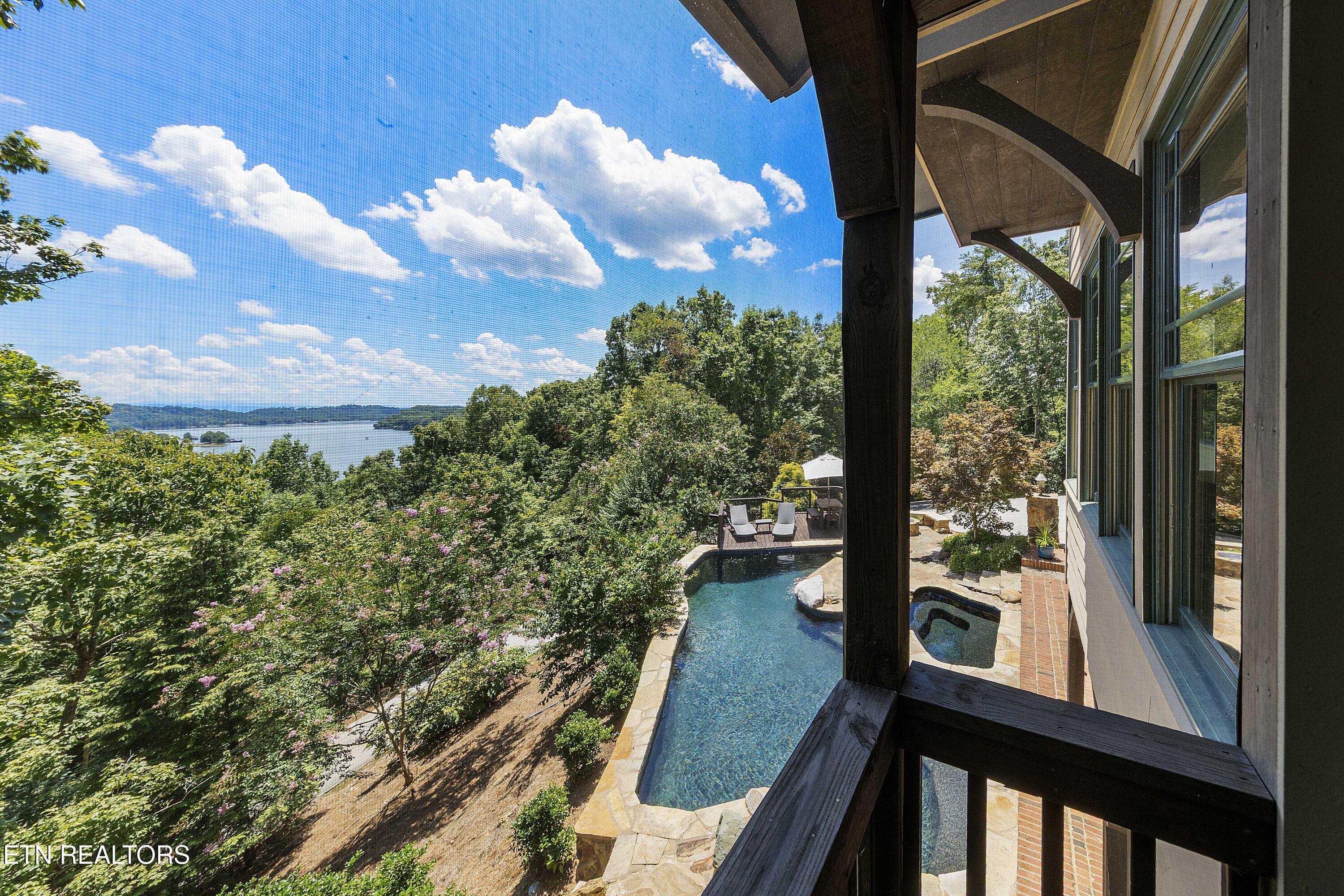 2428 Lakefront Drive