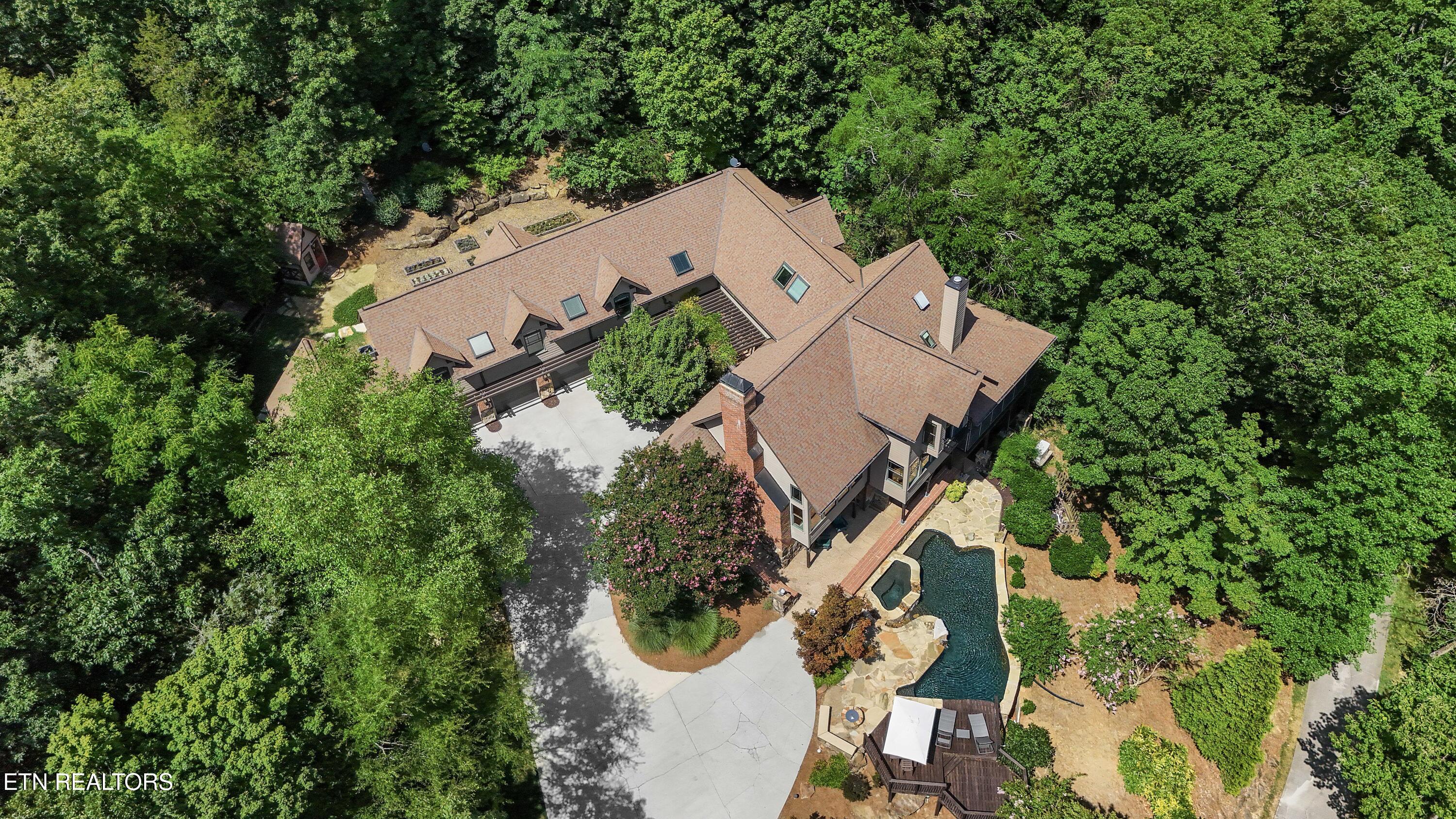 2428 Lakefront Drive