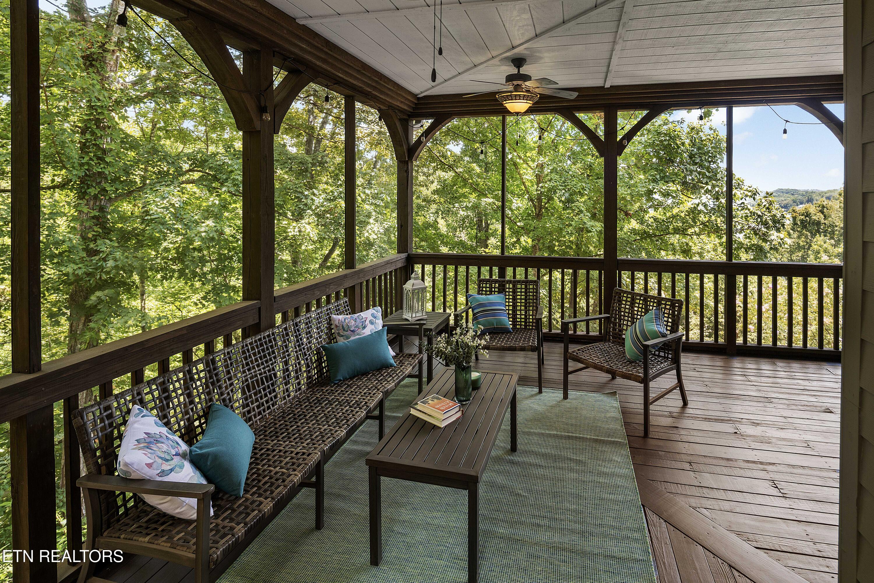 2428 Lakefront Drive