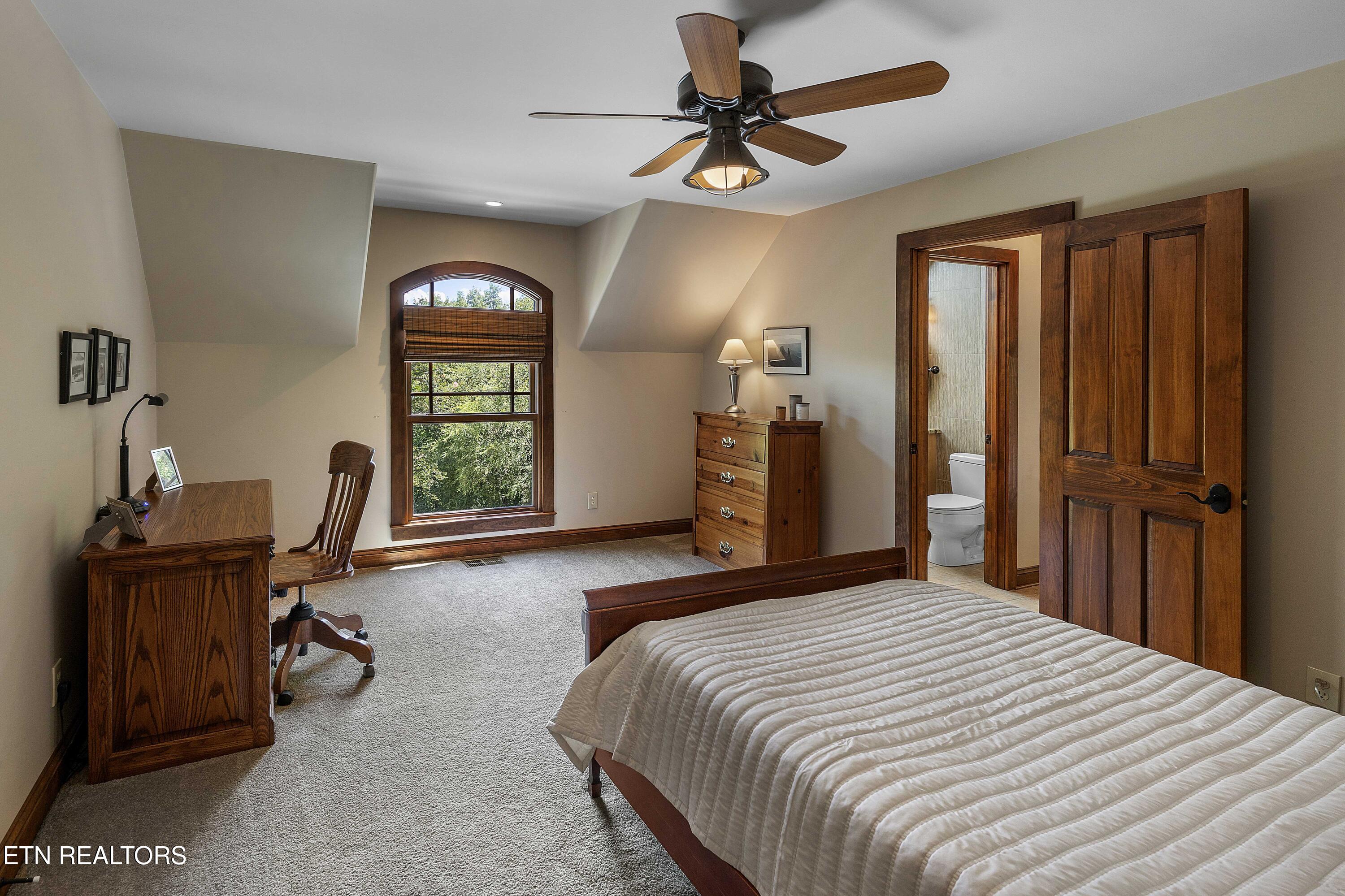 2428 Lakefront Drive