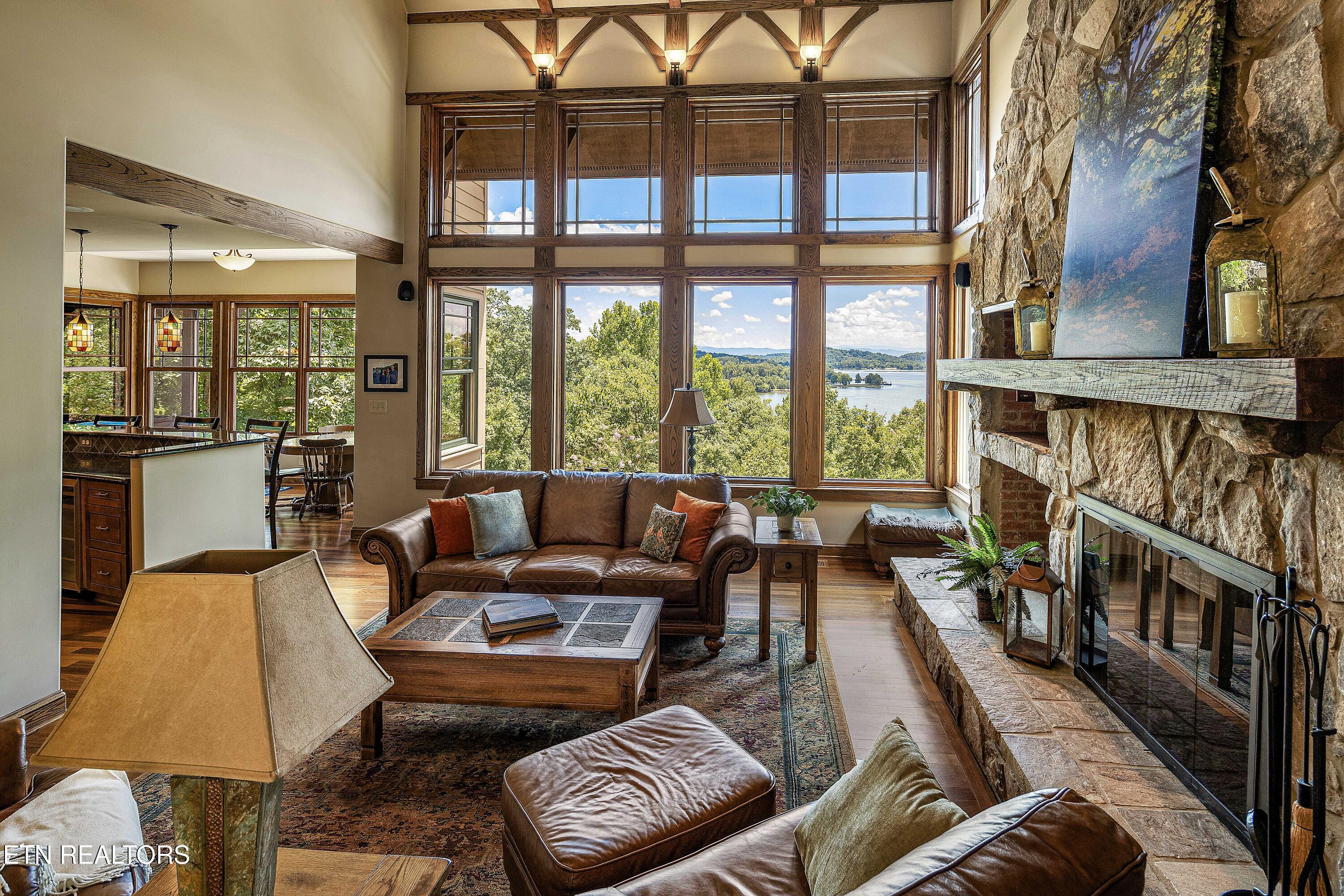 2428 Lakefront Drive