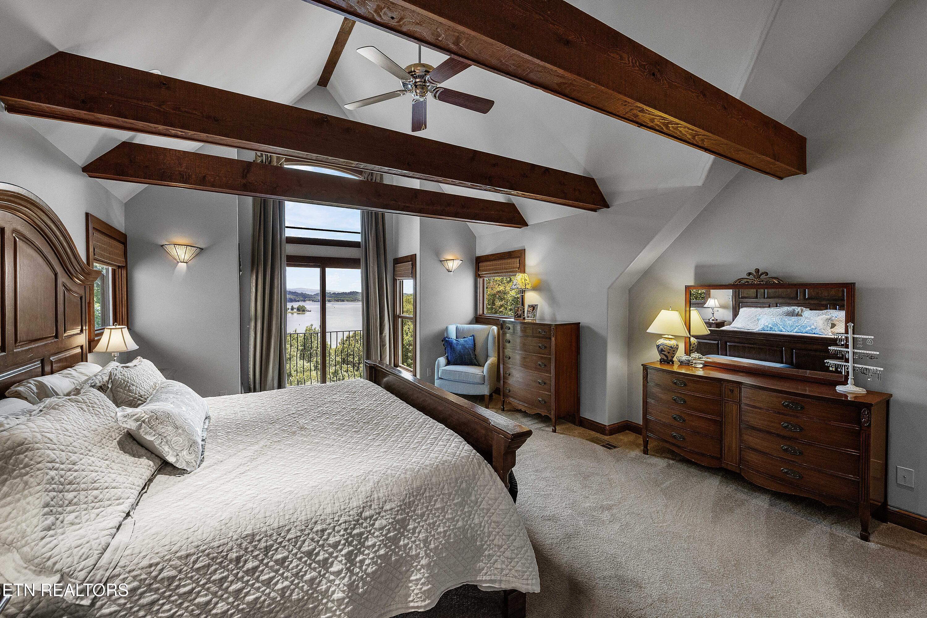 2428 Lakefront Drive