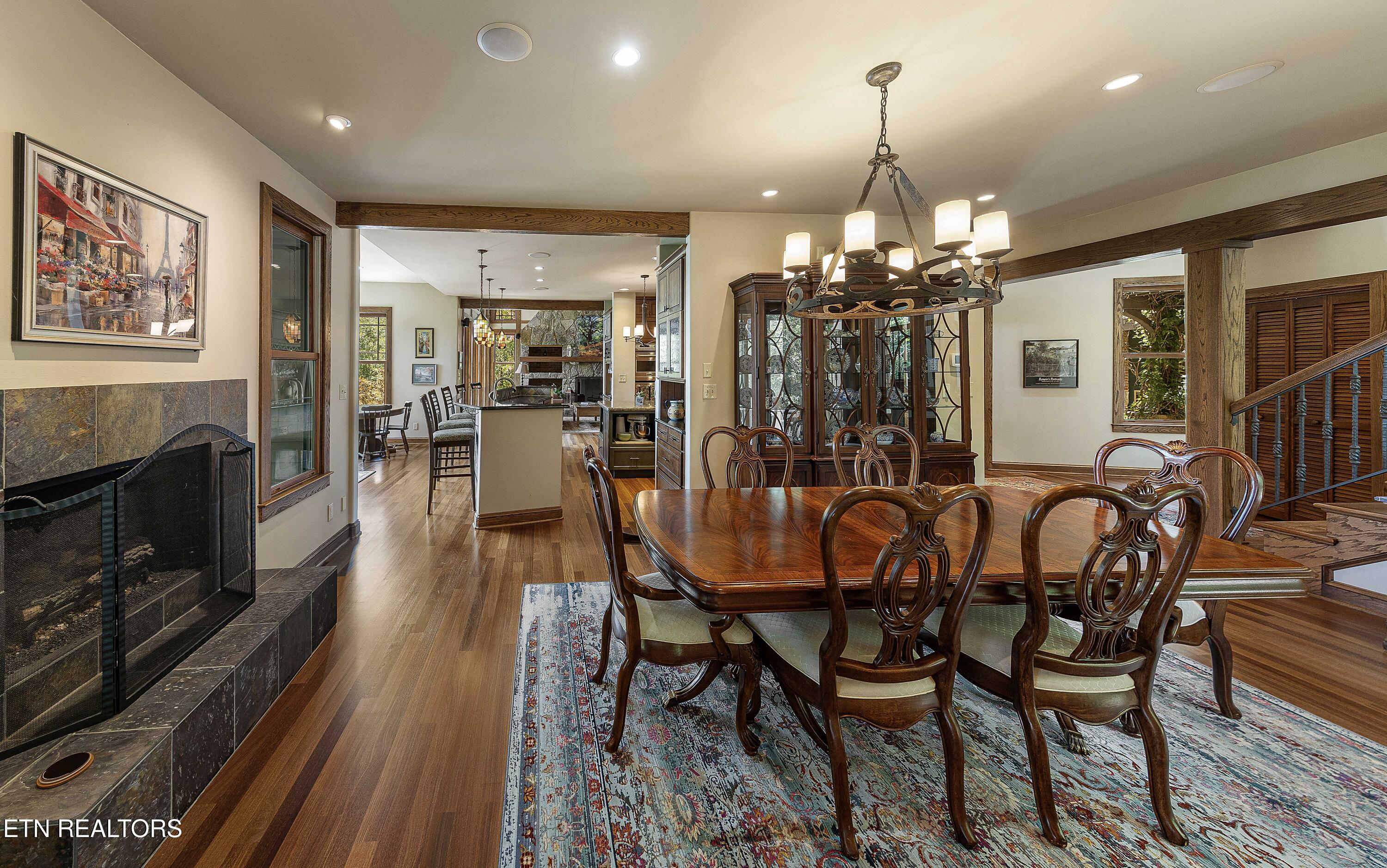 2428 Lakefront Drive