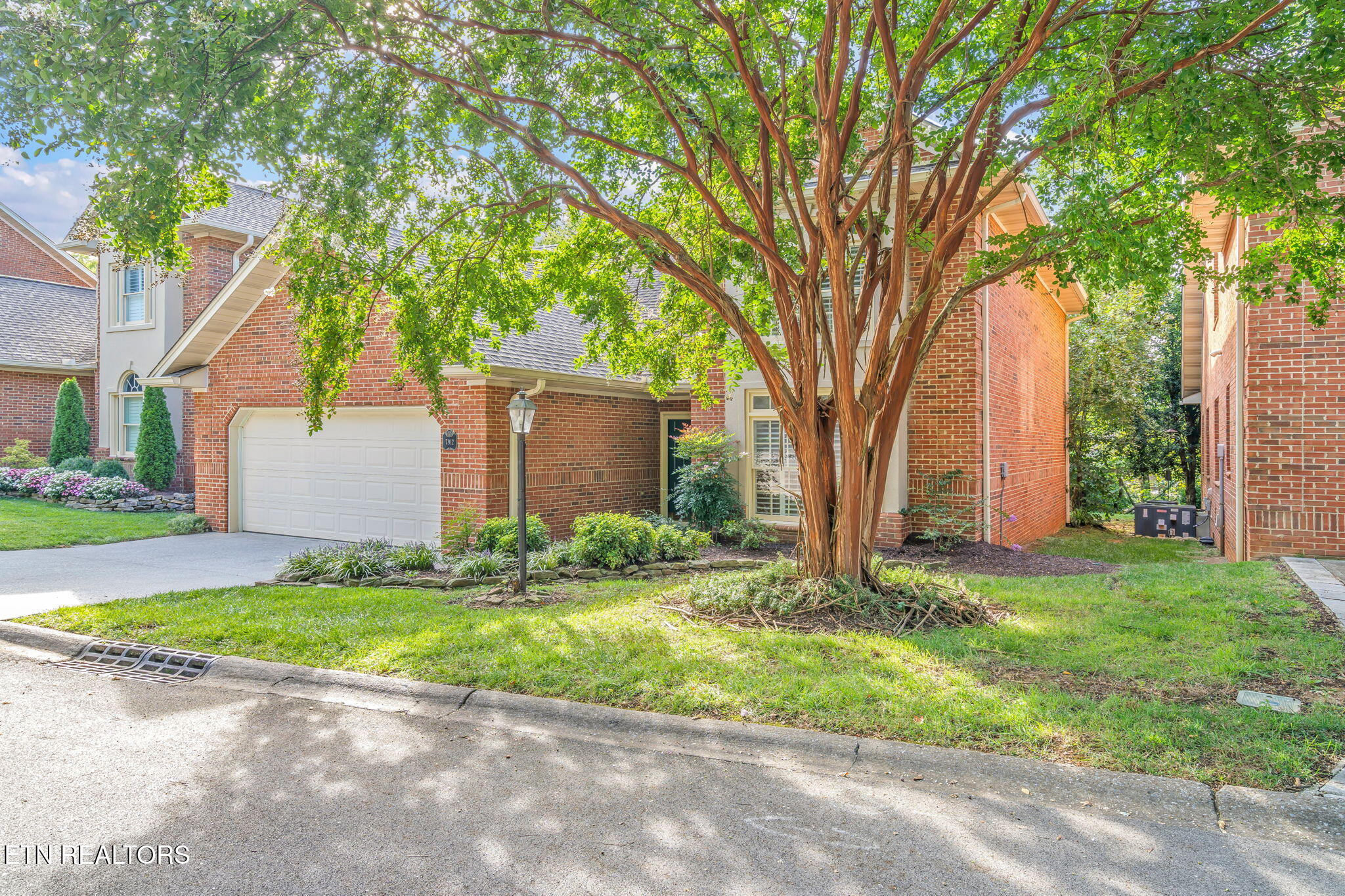 7912 Grousemoor Drive