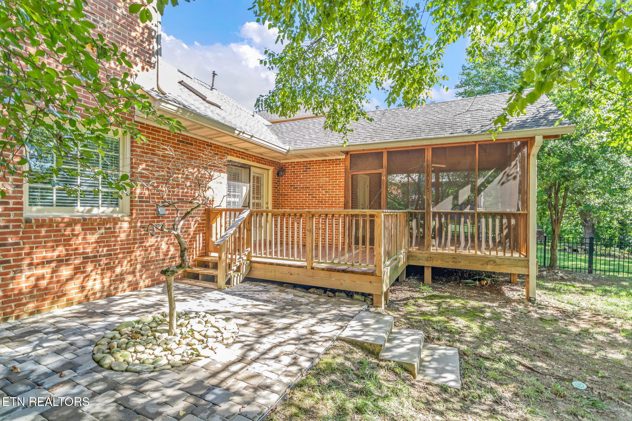 7912 Grousemoor Drive