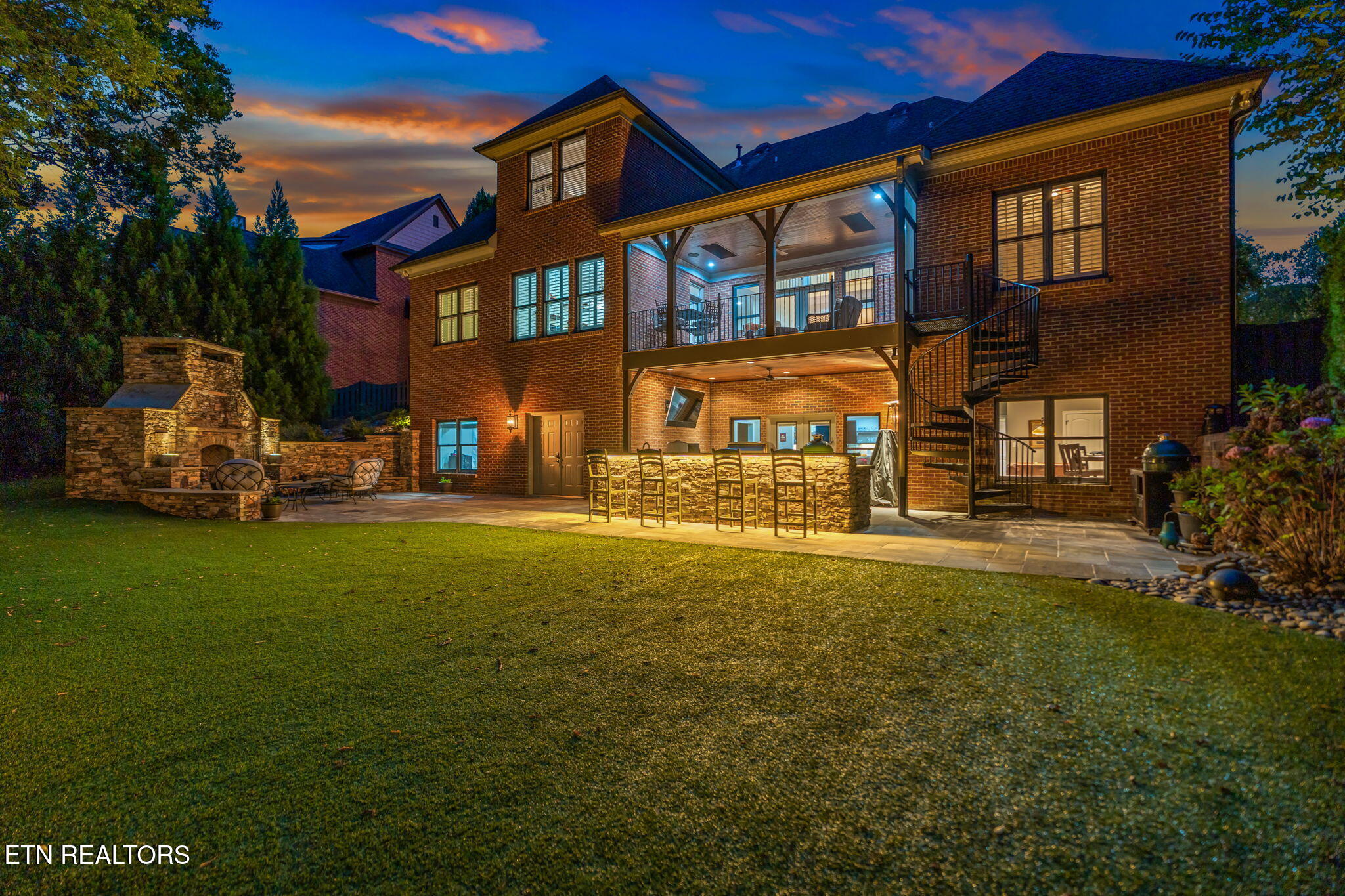 1730 Duncan Woods Lane