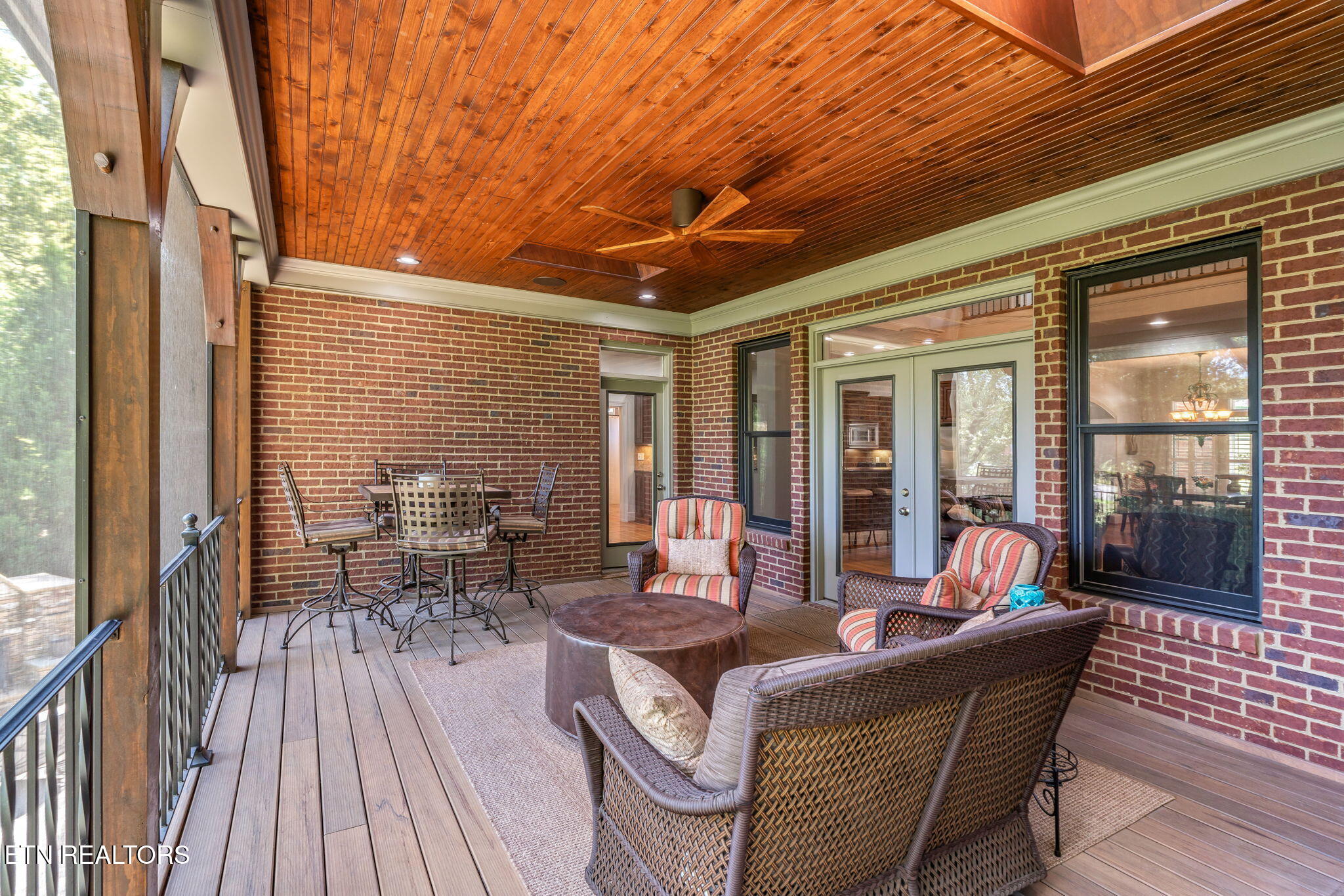 1730 Duncan Woods Lane