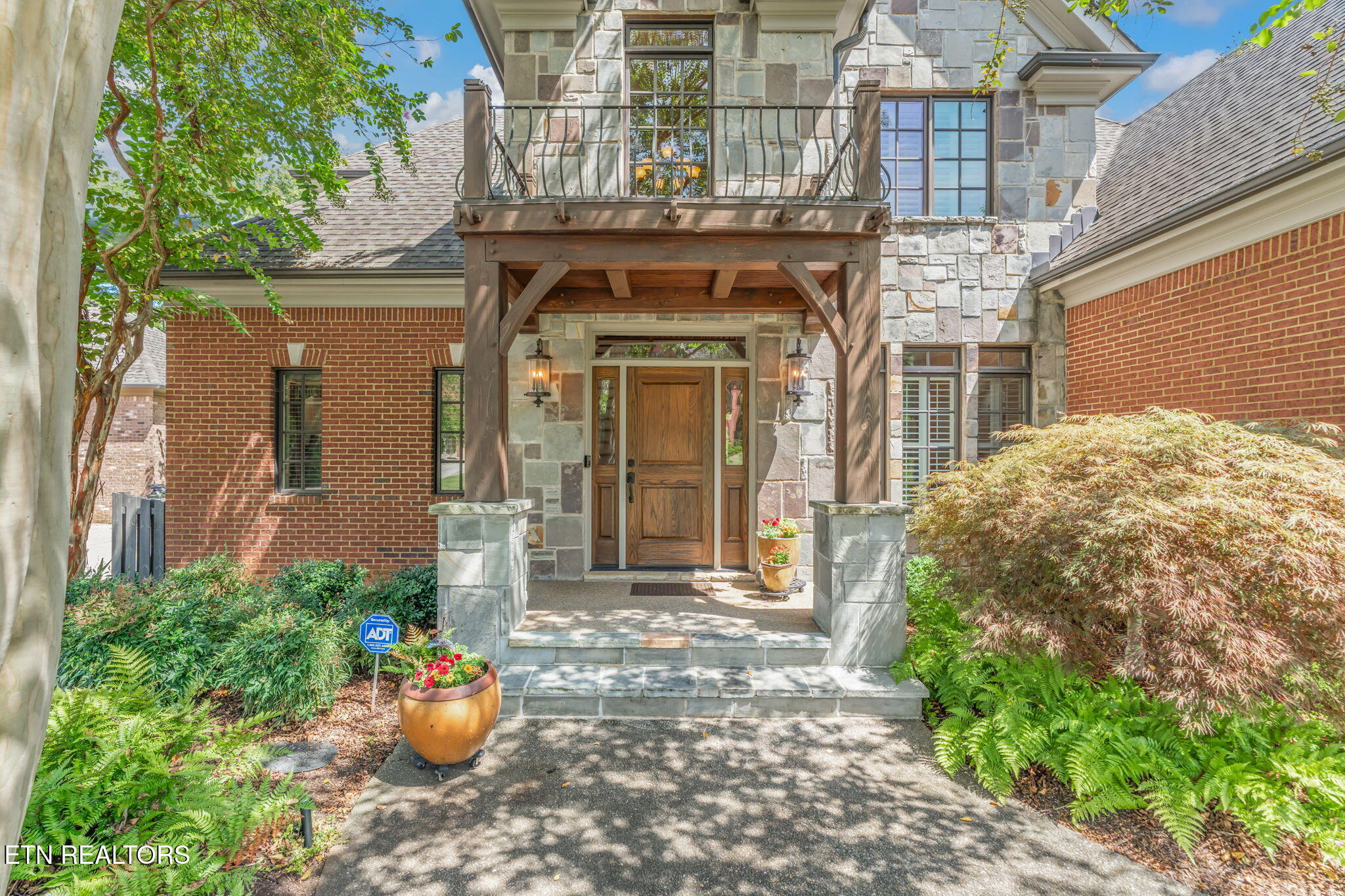 1730 Duncan Woods Lane