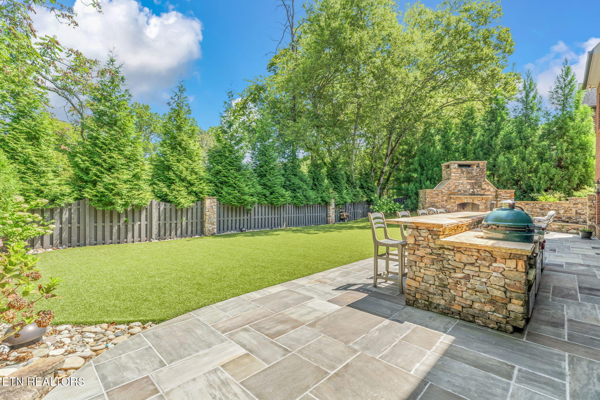 1730 Duncan Woods Lane