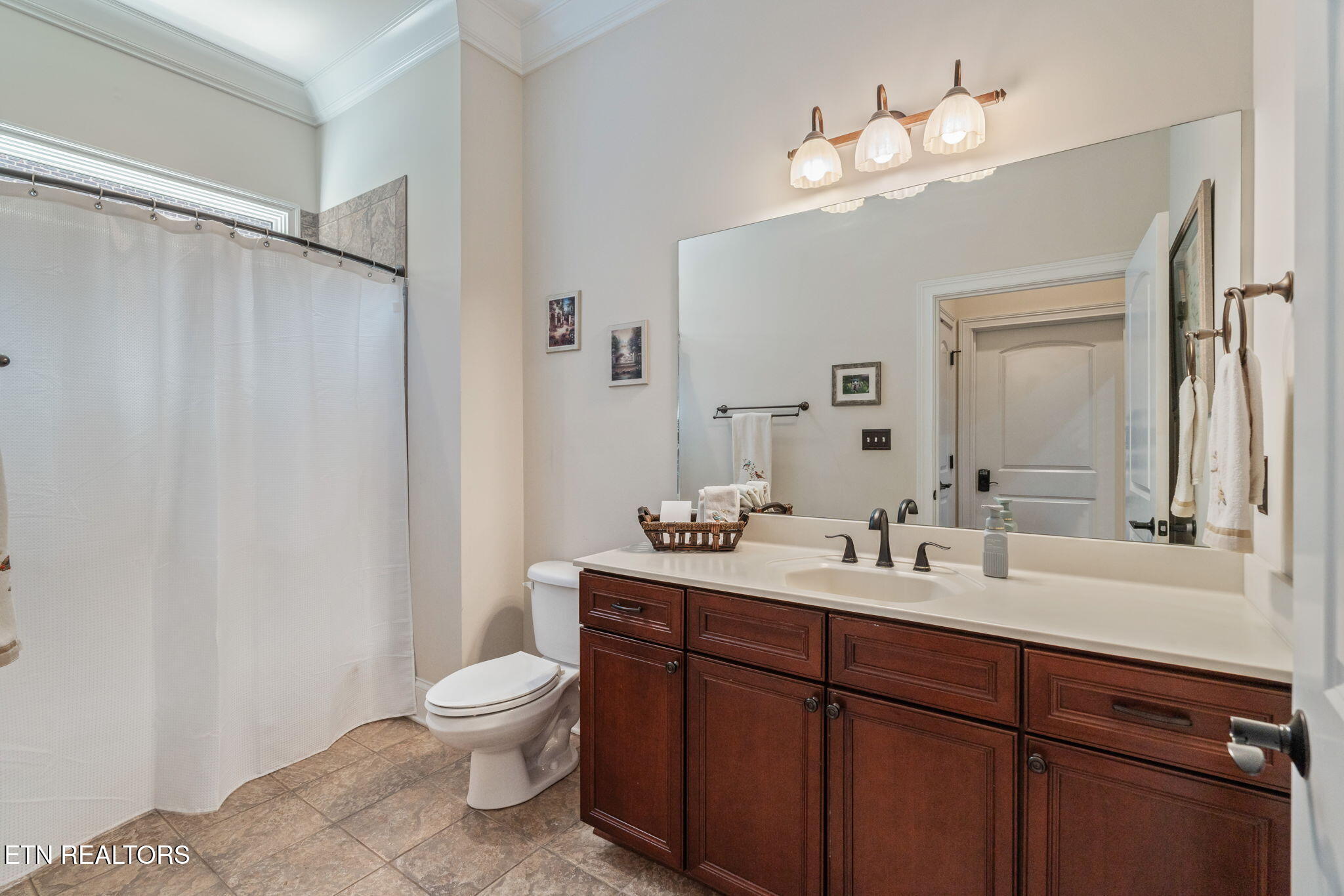 1730 Duncan Woods Lane