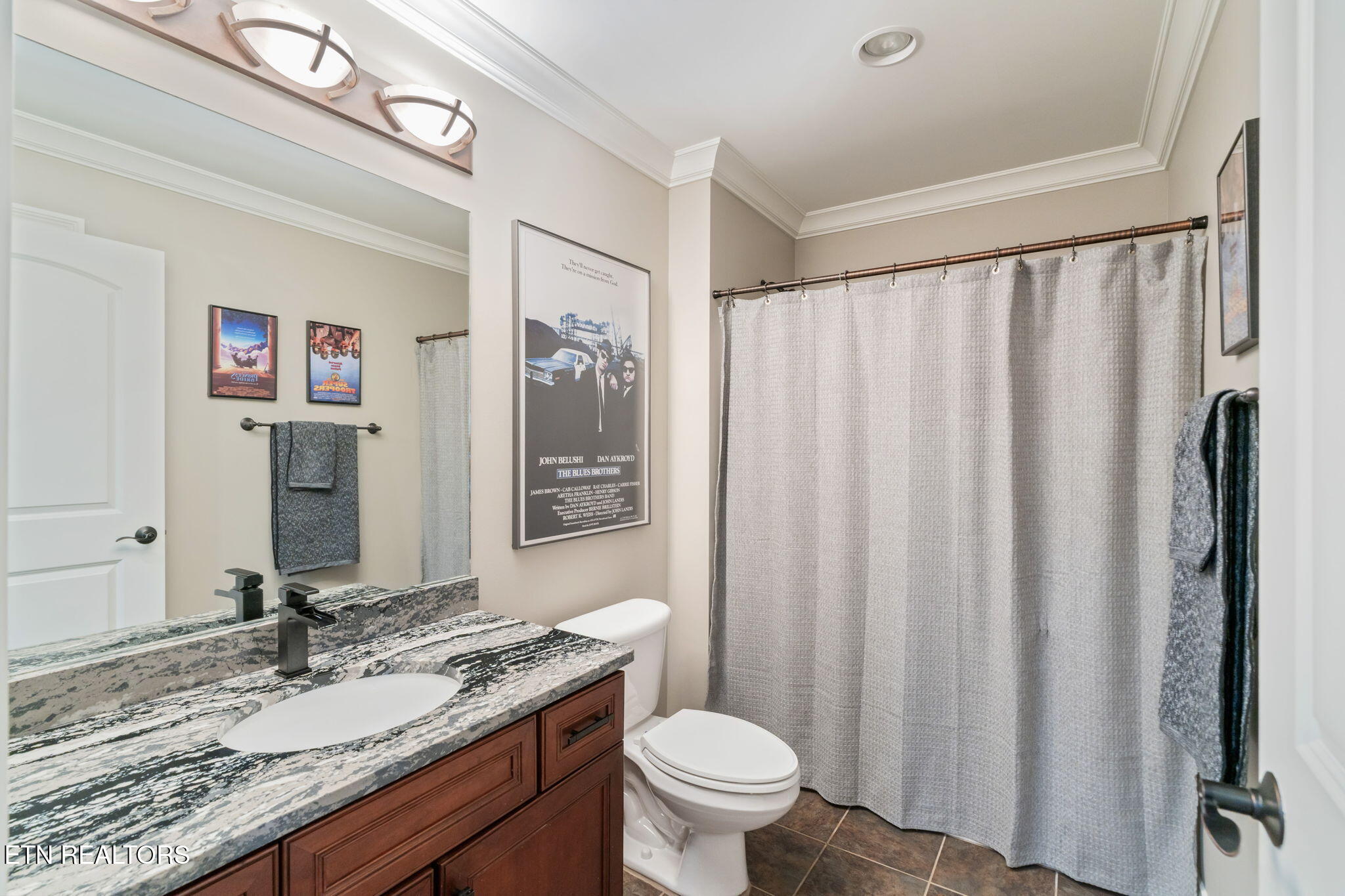 1730 Duncan Woods Lane