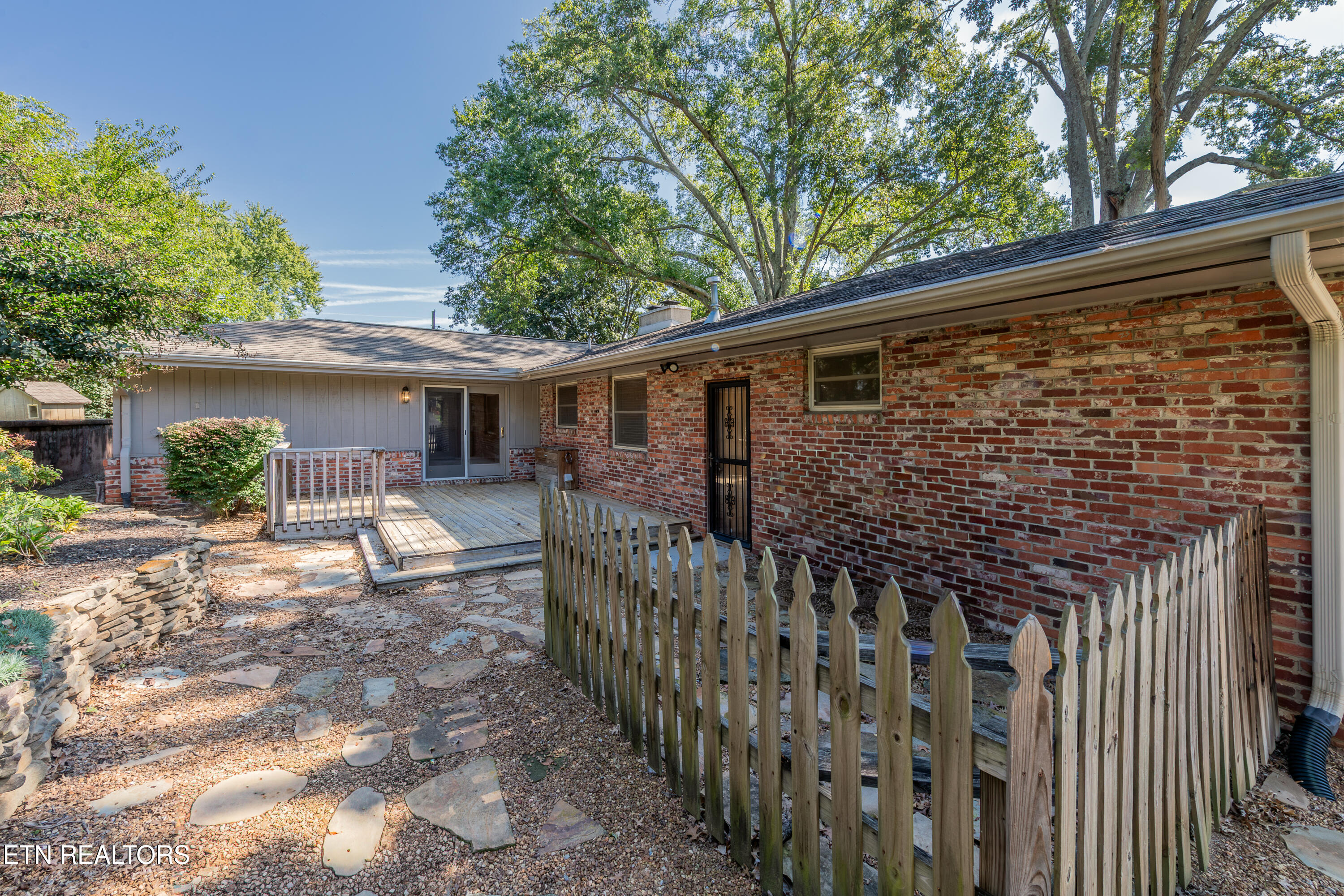 600 Churchill Rd