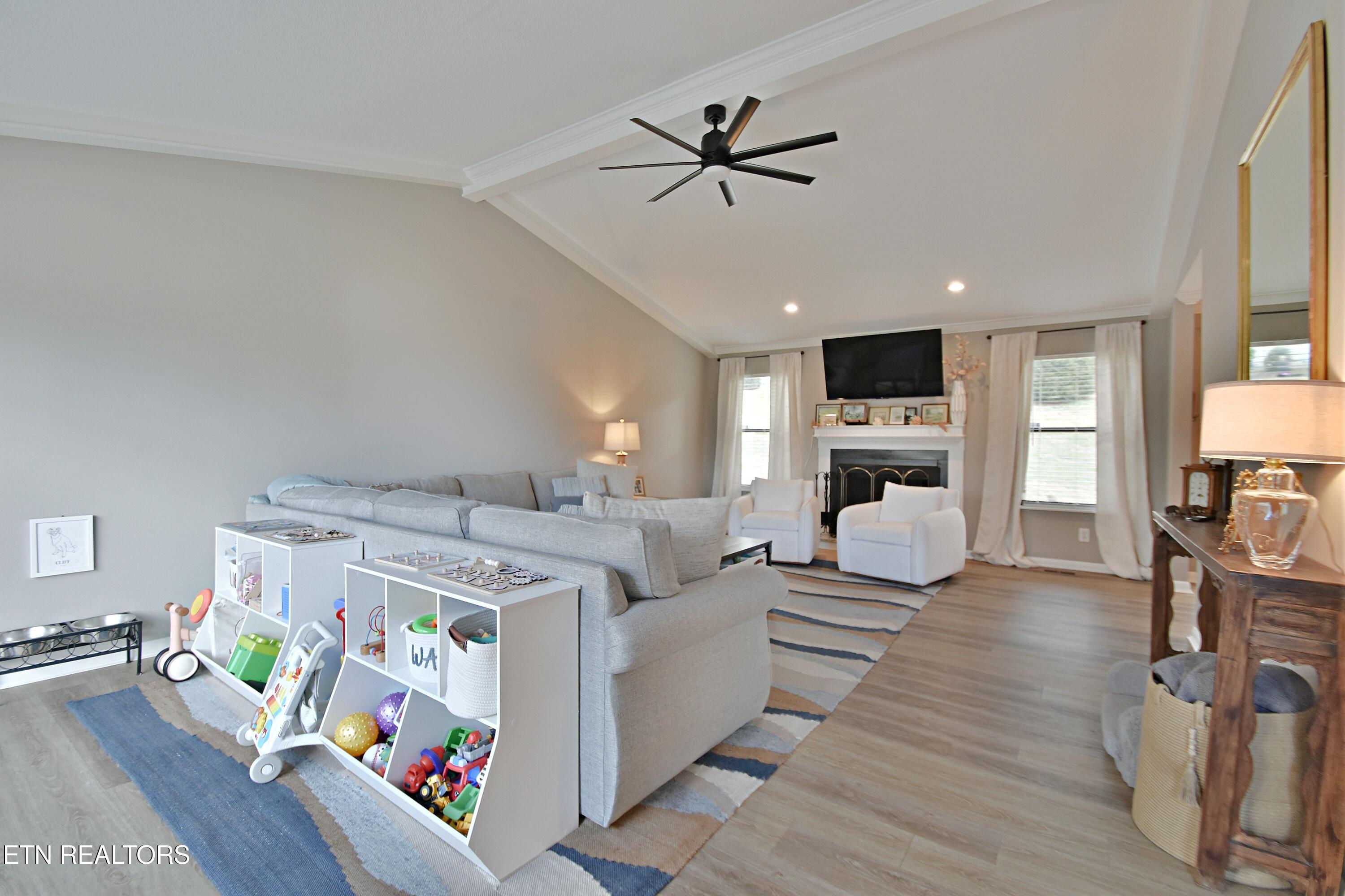 8701 Olde Colony Apt 62