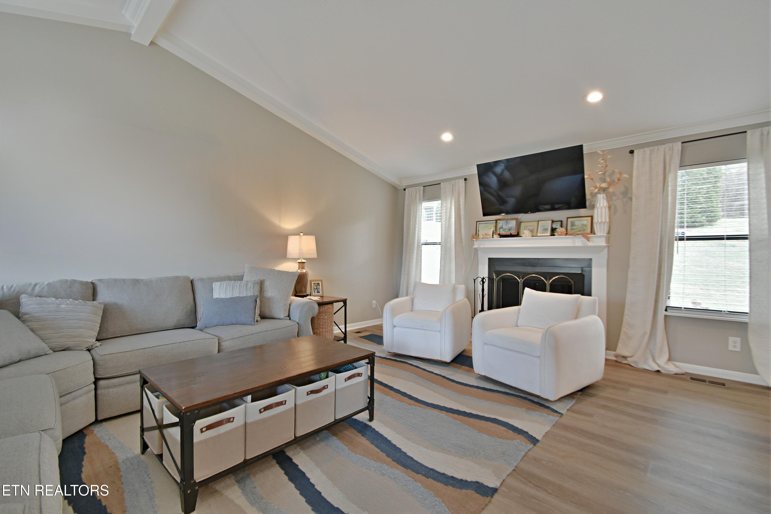 8701 Olde Colony Apt 62
