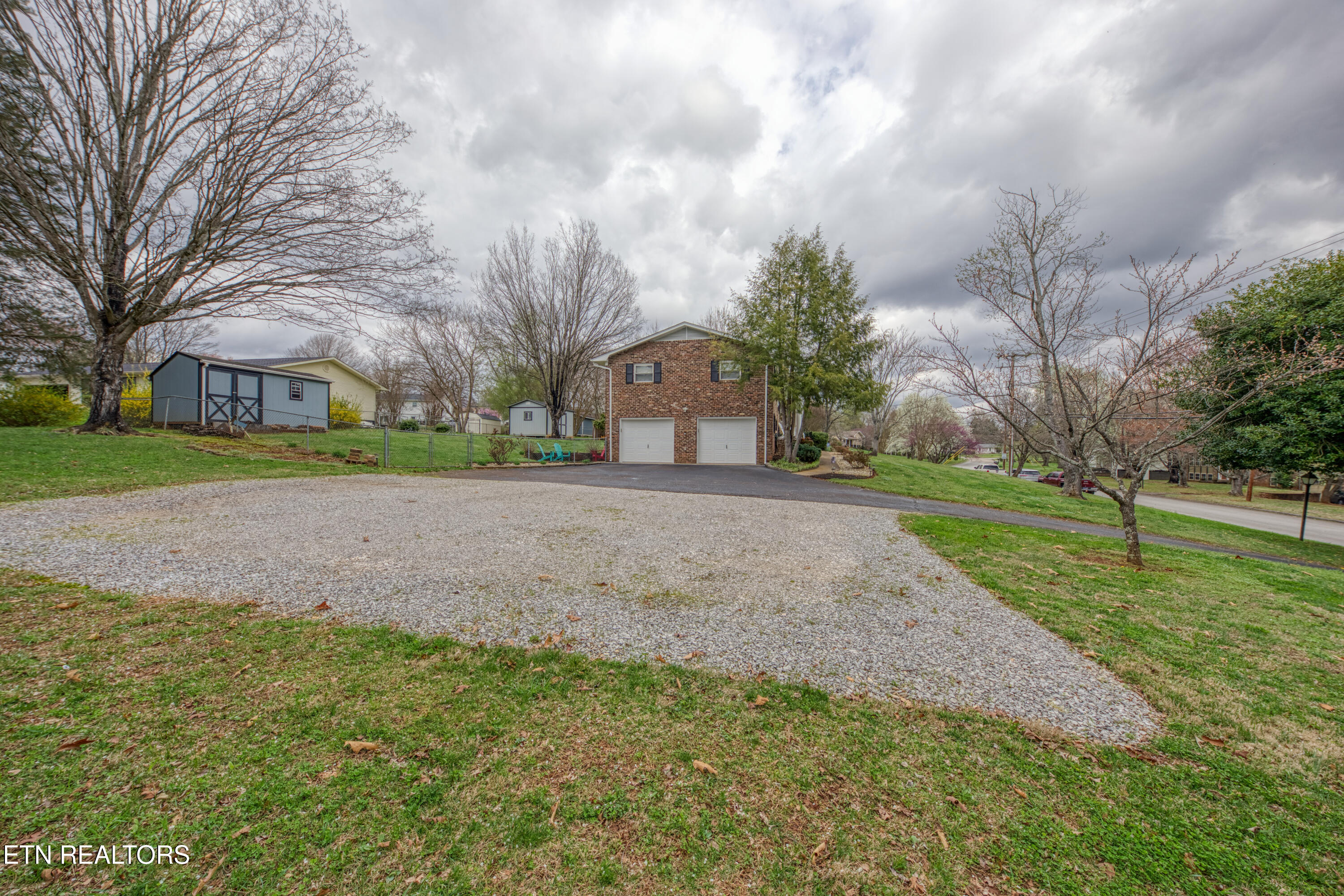 901 Kevin Rd