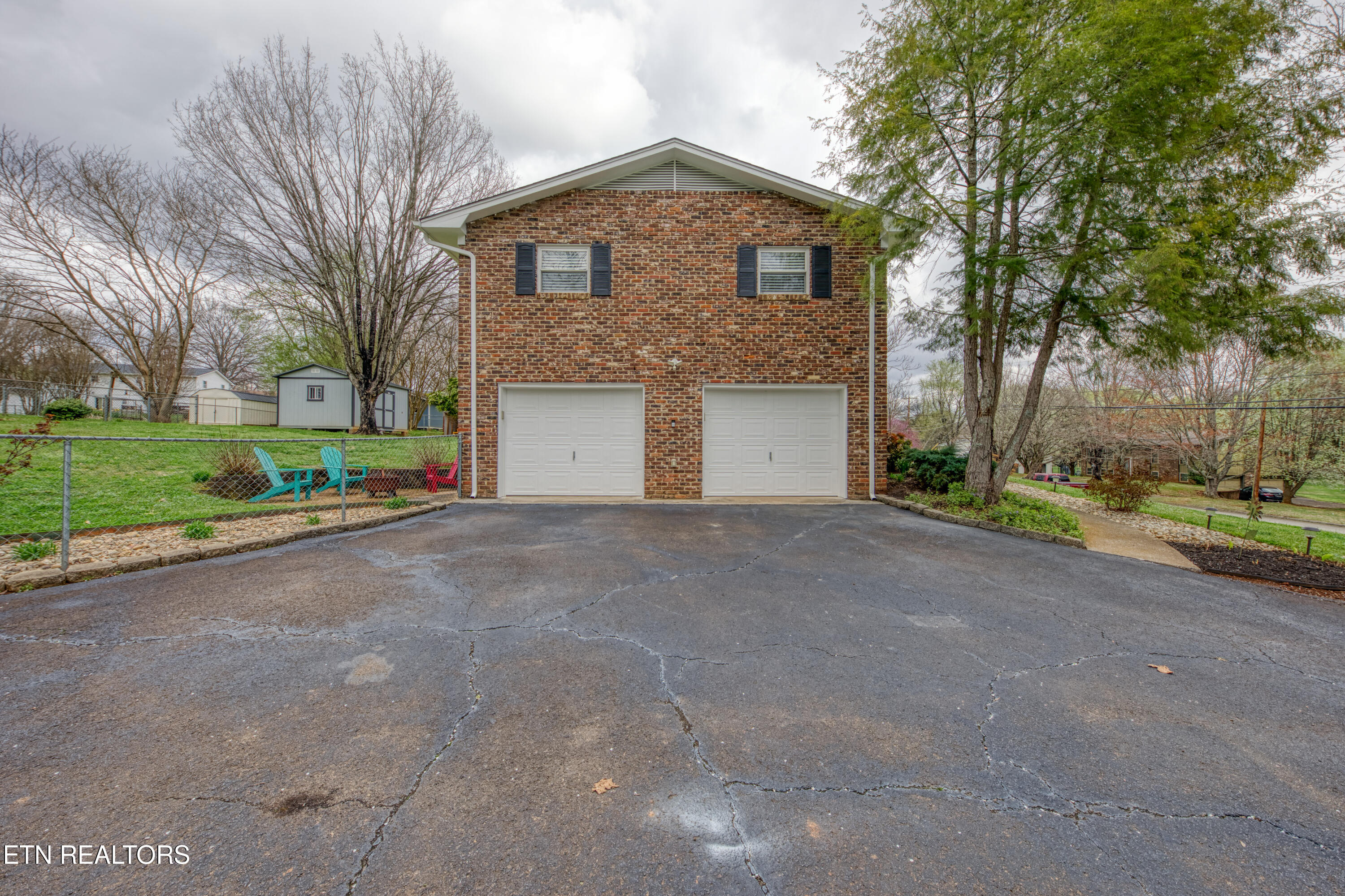 901 Kevin Rd