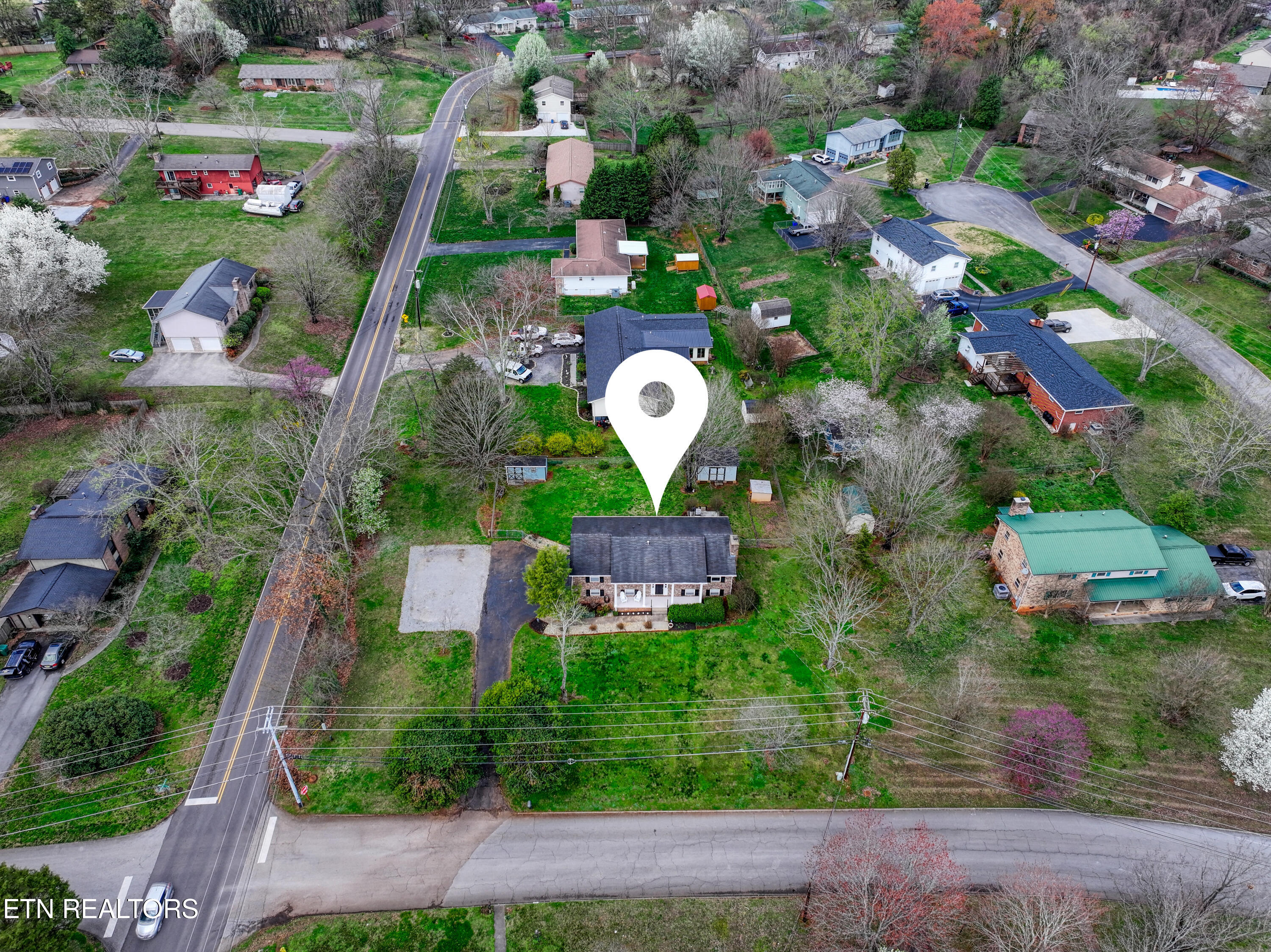 901 Kevin Rd