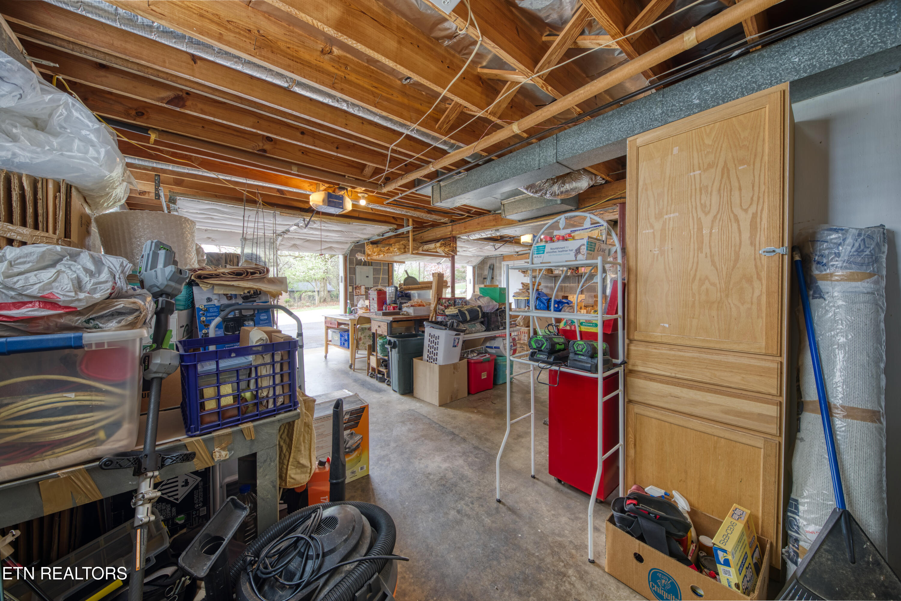 901 Kevin Rd