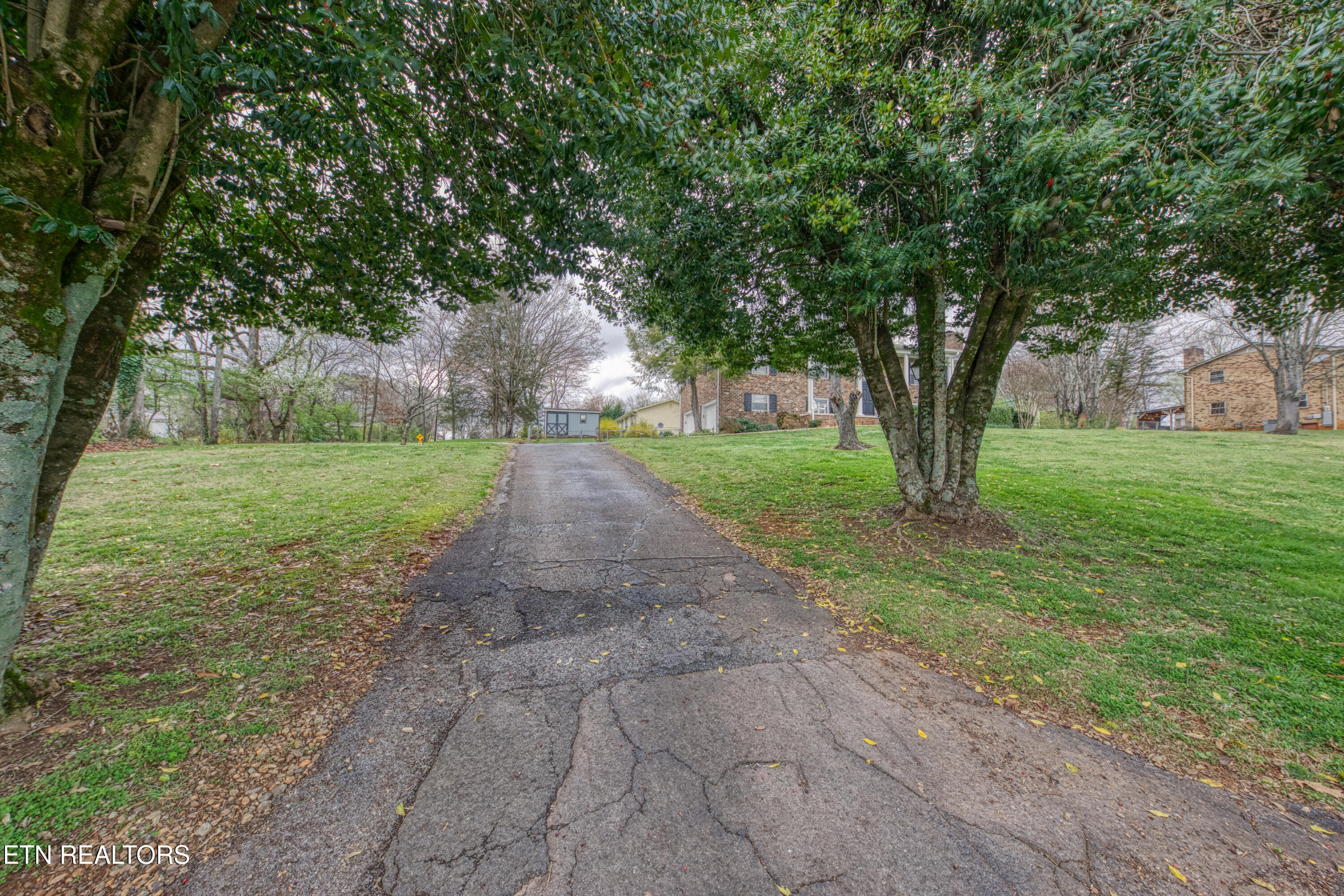901 Kevin Rd