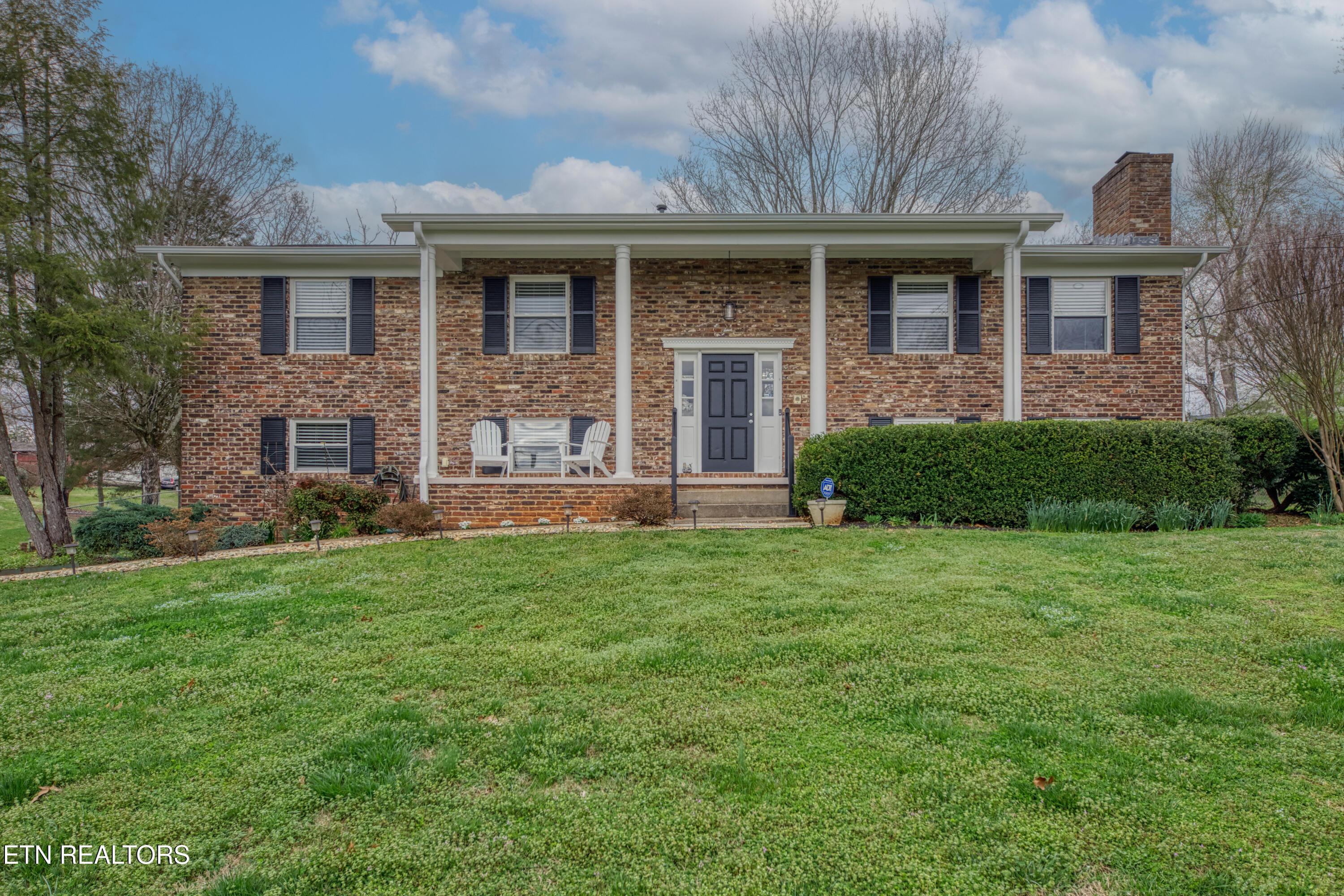 901 Kevin Rd