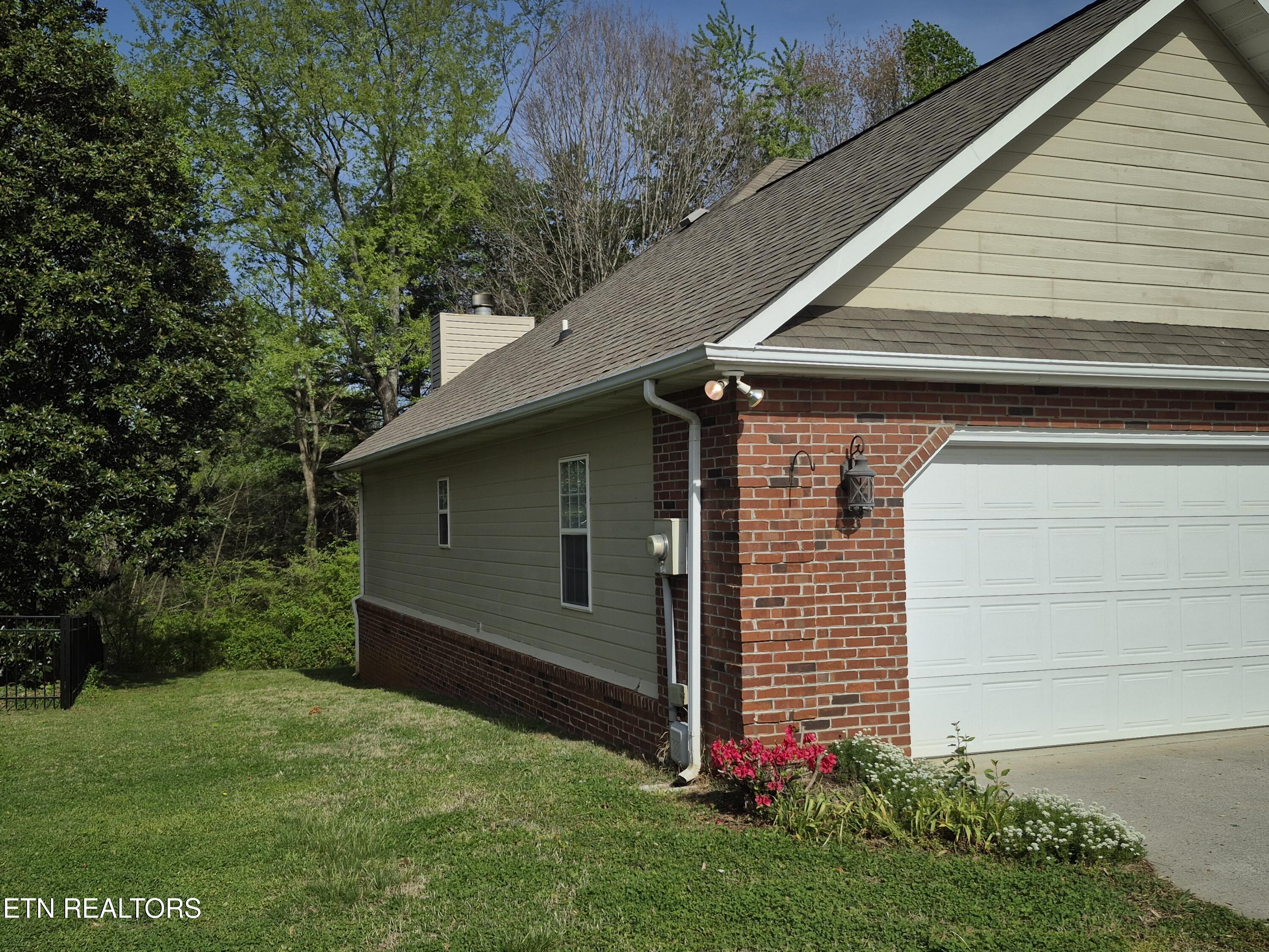 7017 Lake Bluff Court