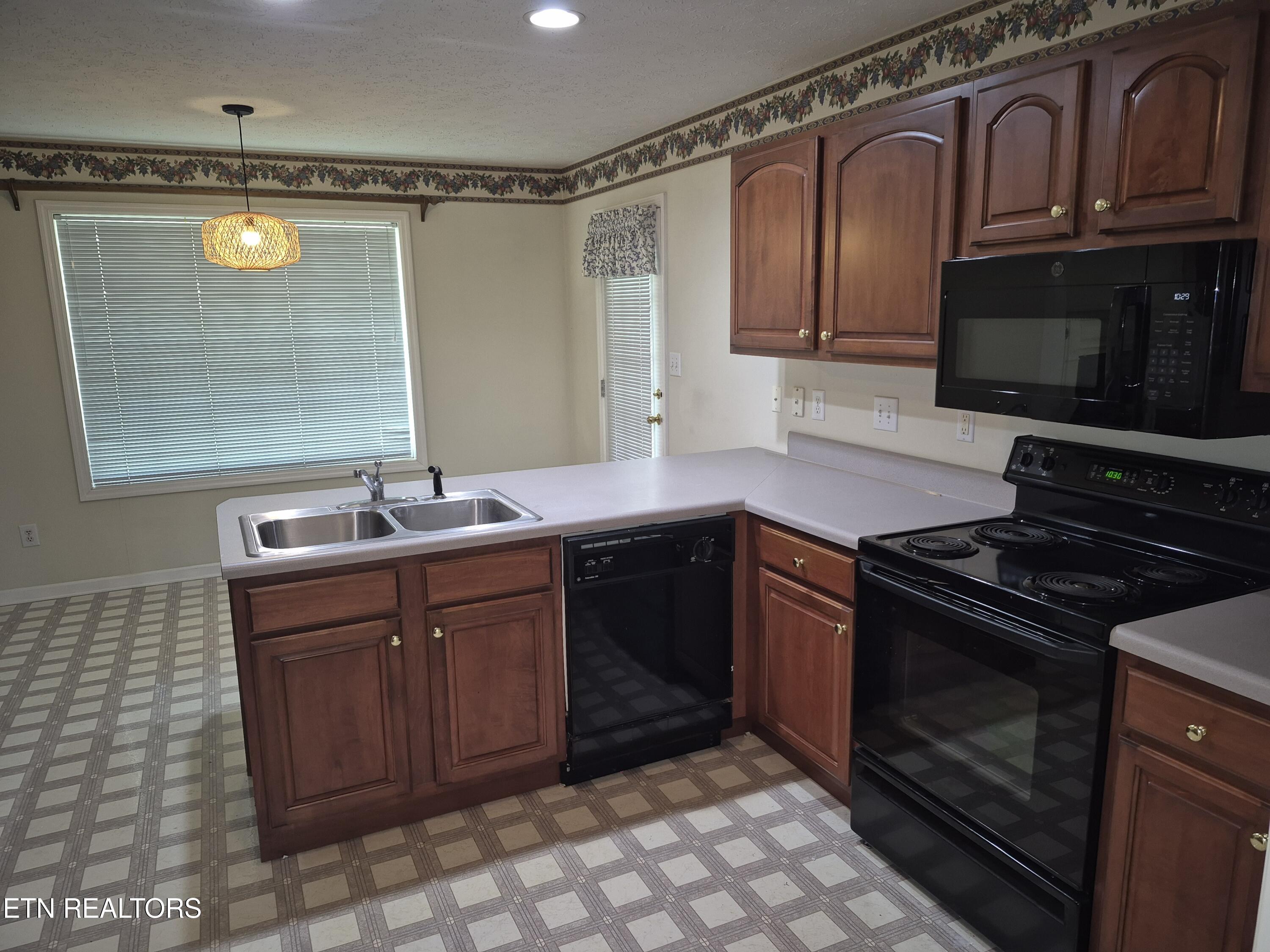 7017 Lake Bluff Court