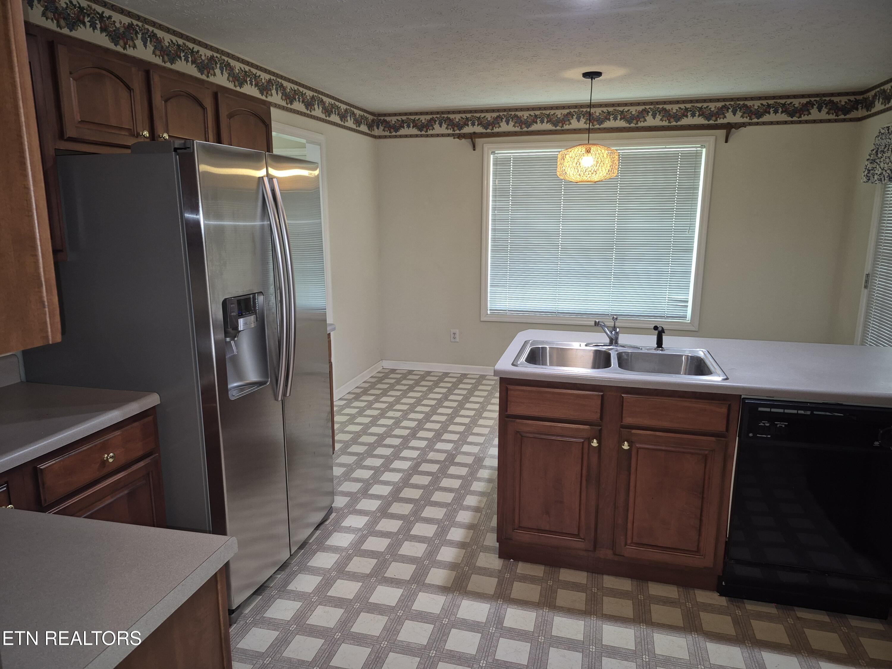 7017 Lake Bluff Court