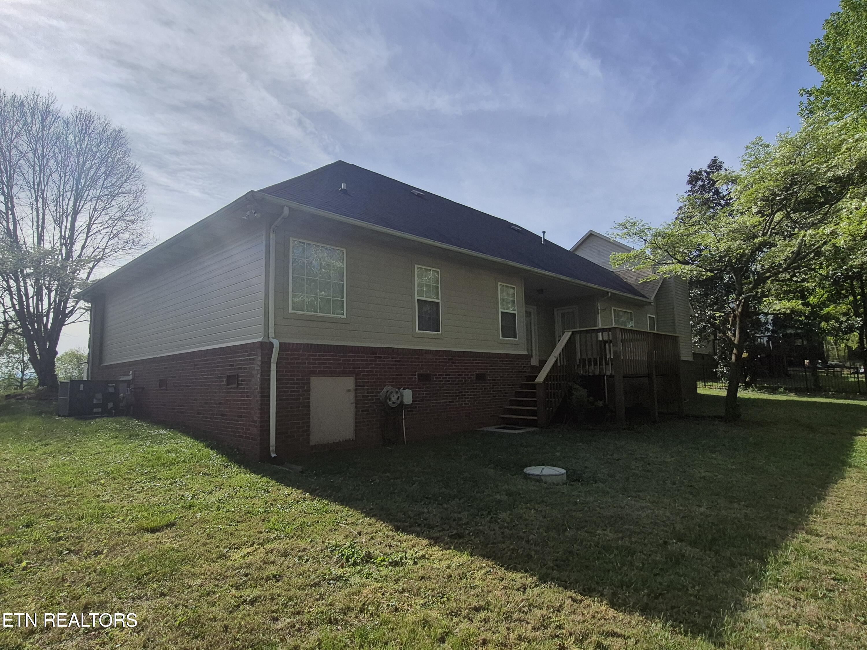 7017 Lake Bluff Court