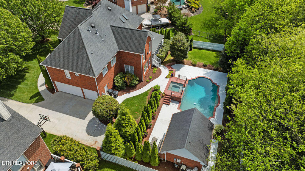 1943 Chiswick Rd