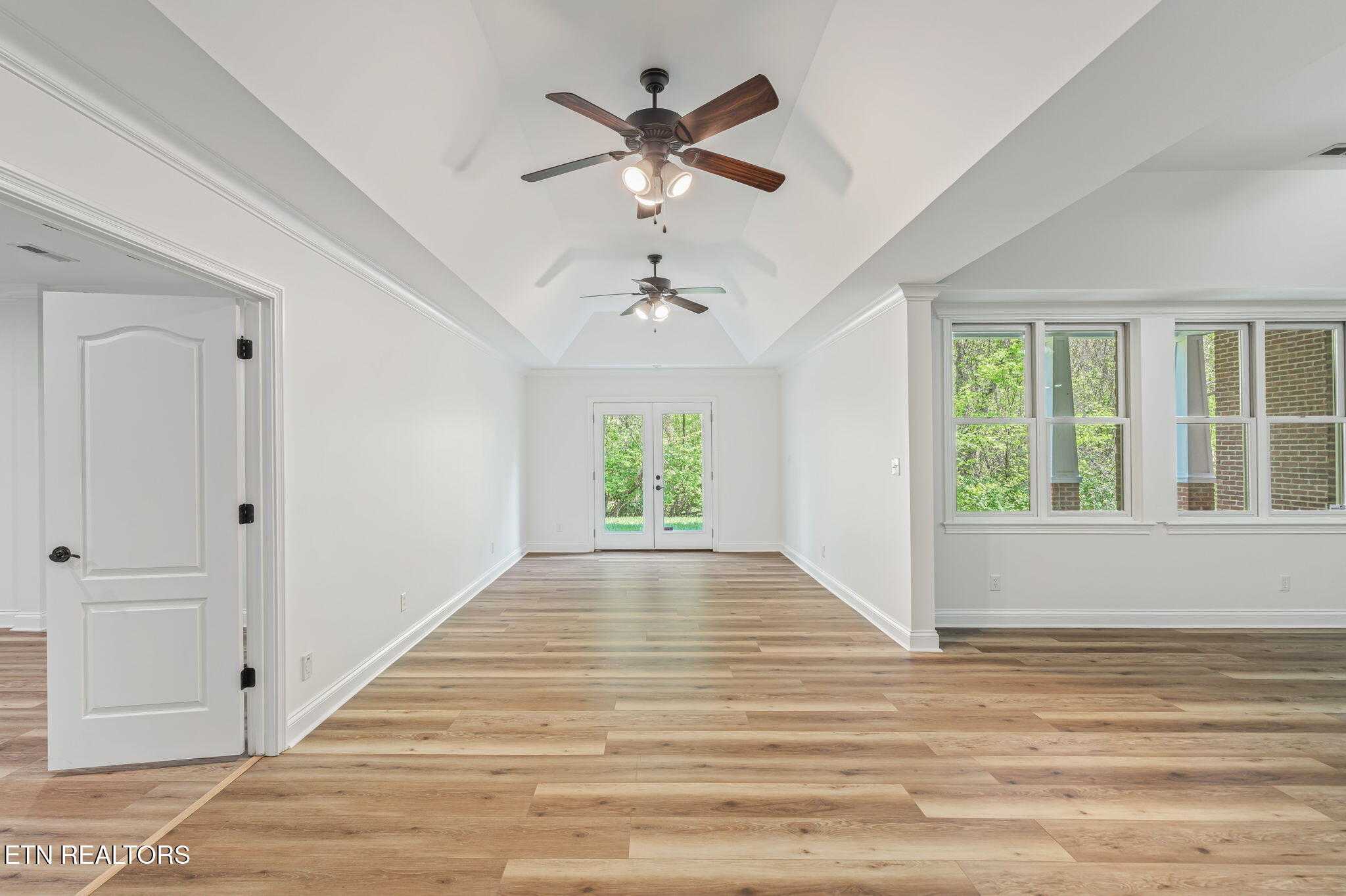 1810 Duncan Woods Lane