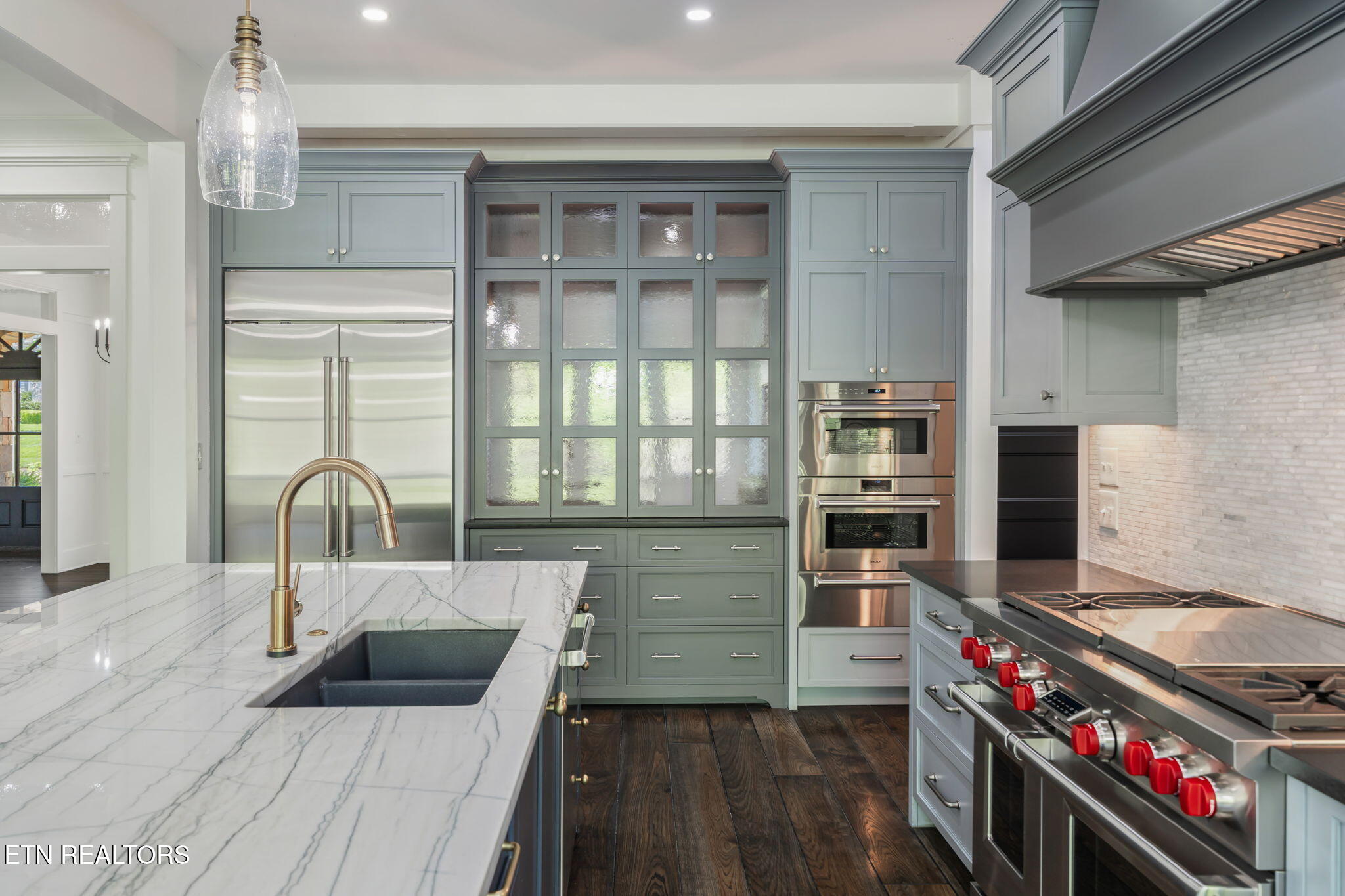 1810 Duncan Woods Lane