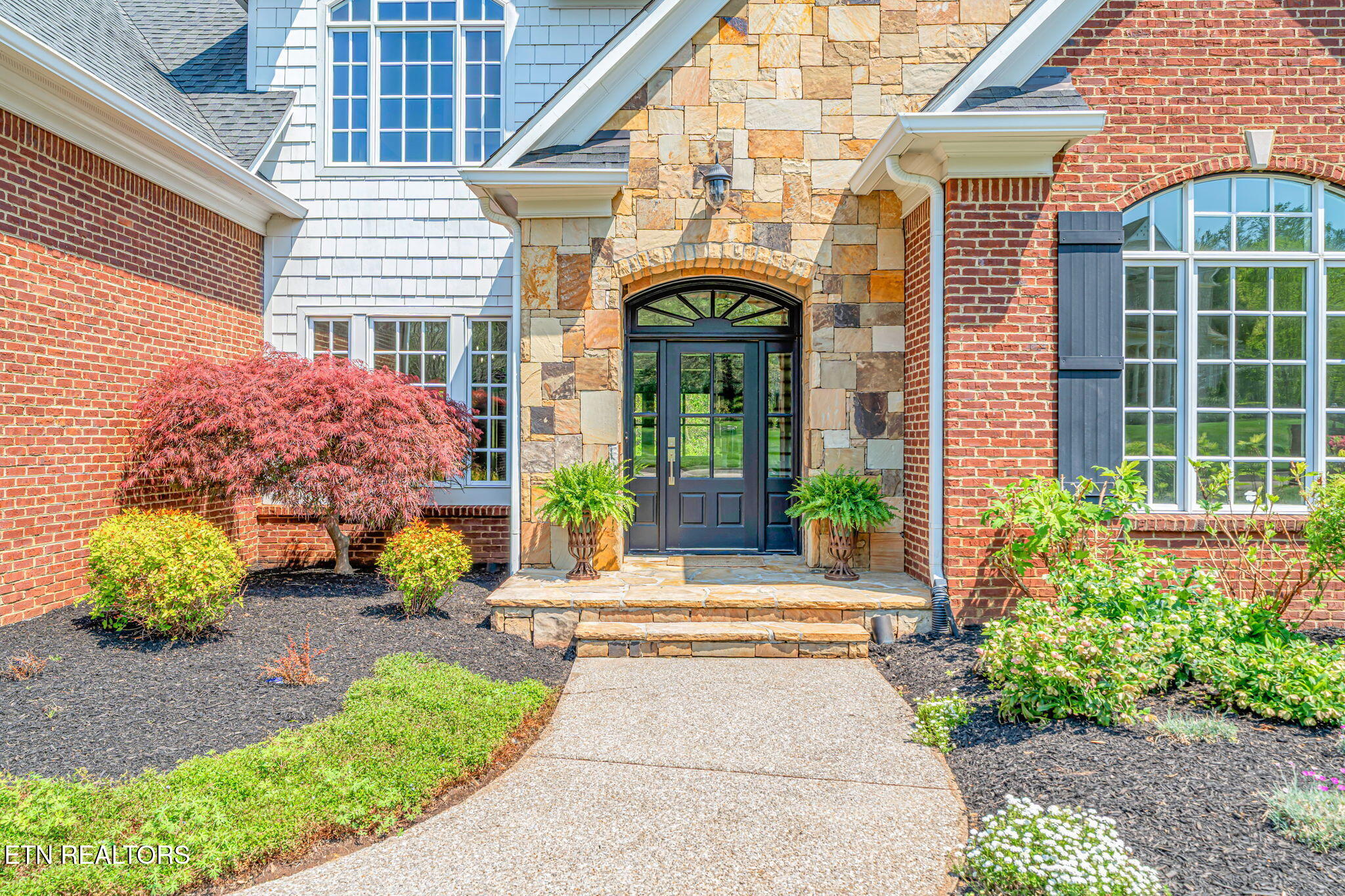 1810 Duncan Woods Lane