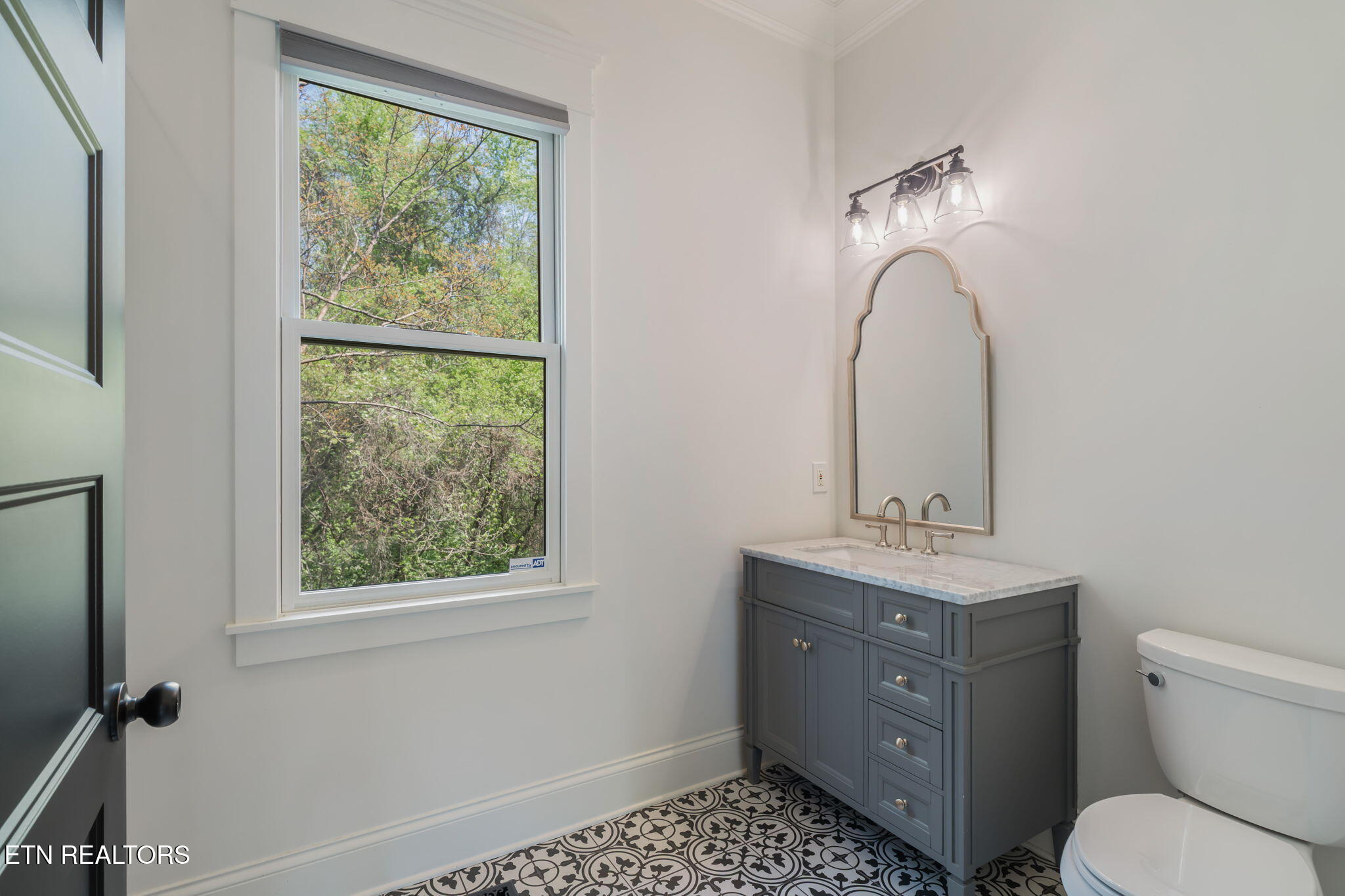 1810 Duncan Woods Lane