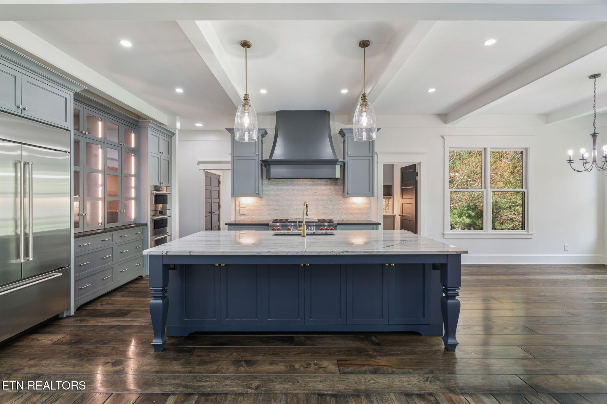 1810 Duncan Woods Lane