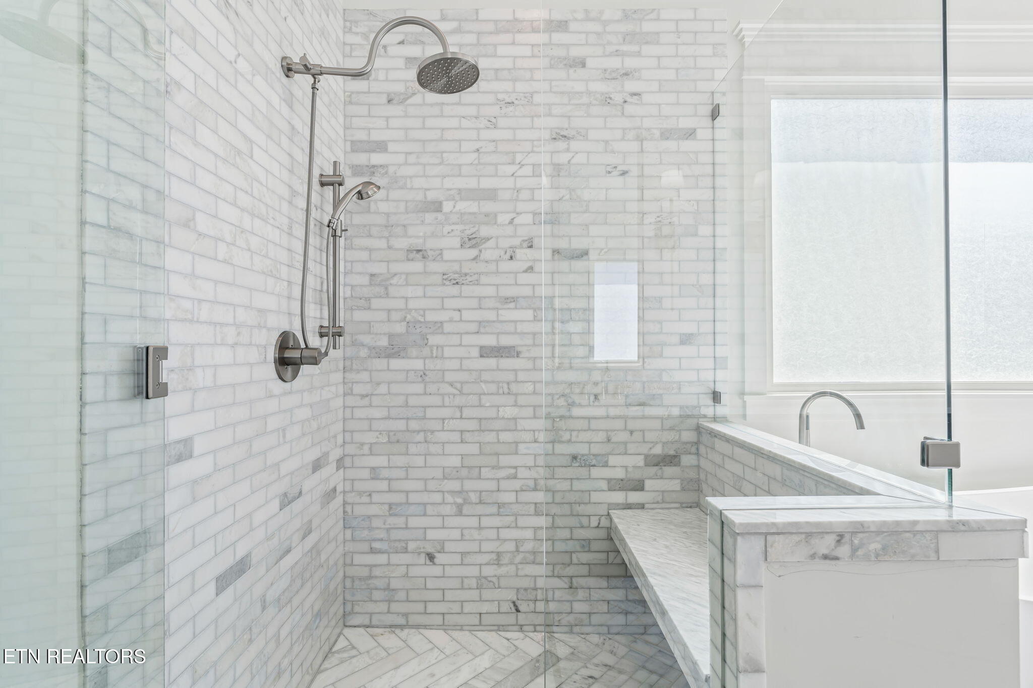 1810 Duncan Woods Lane