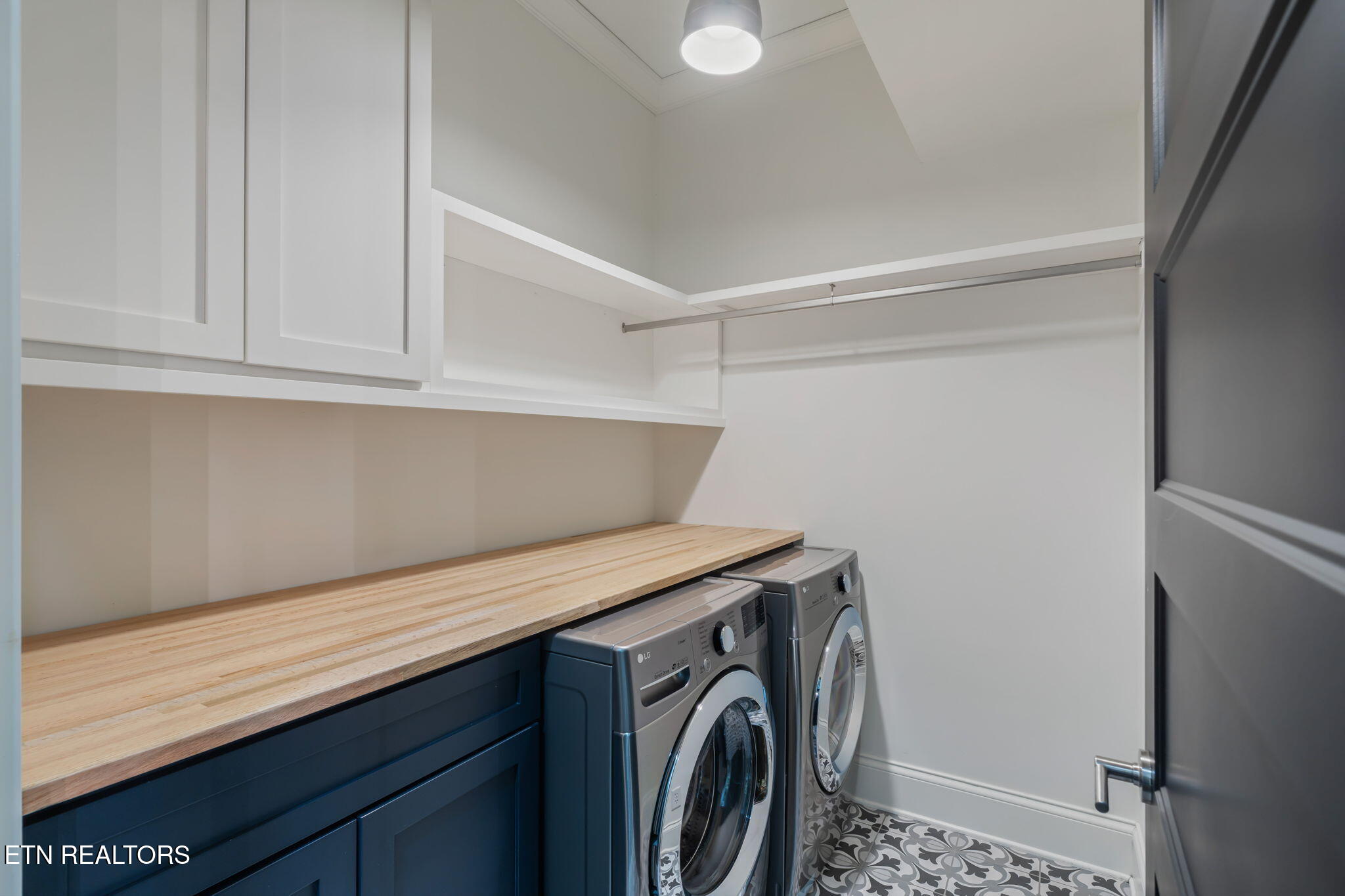 1810 Duncan Woods Lane