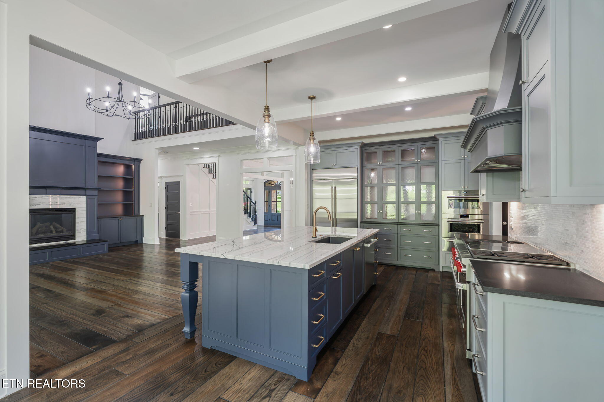 1810 Duncan Woods Lane