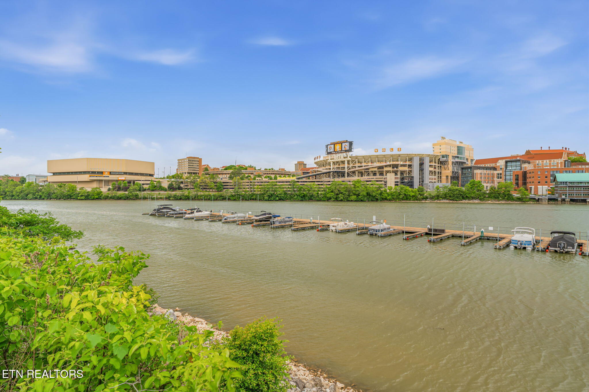 445 W Blount Ave 409