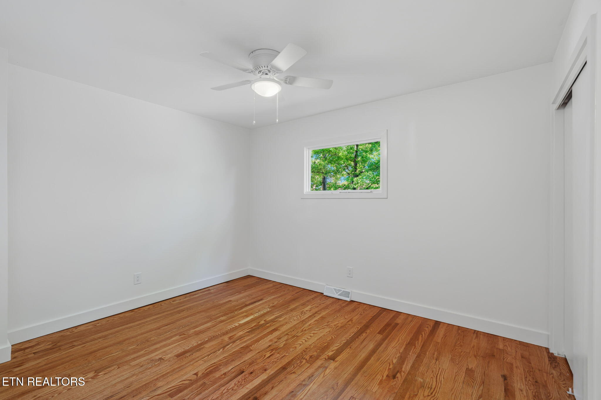 987 Ponder Rd