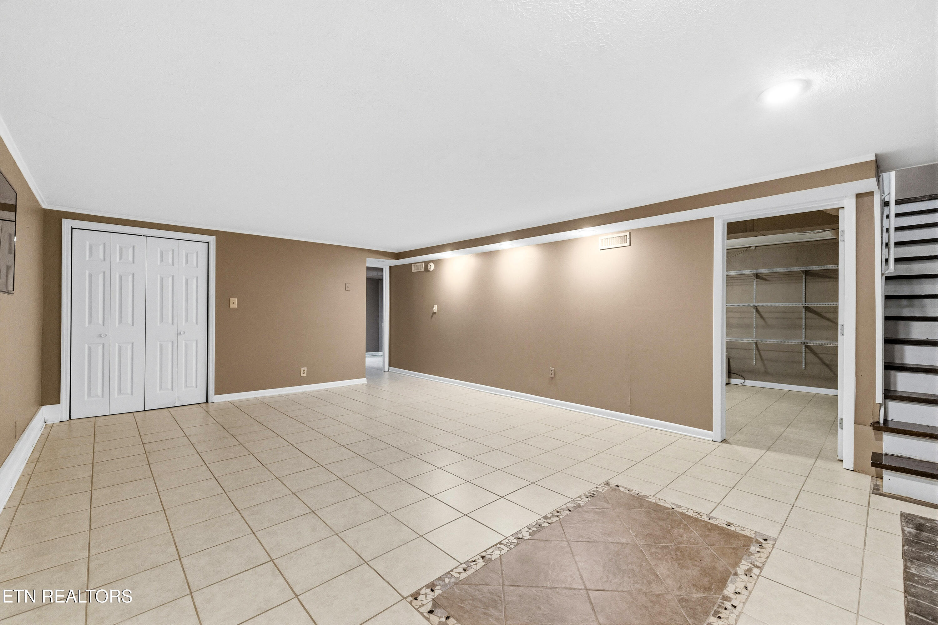 1141 Sanders Rd