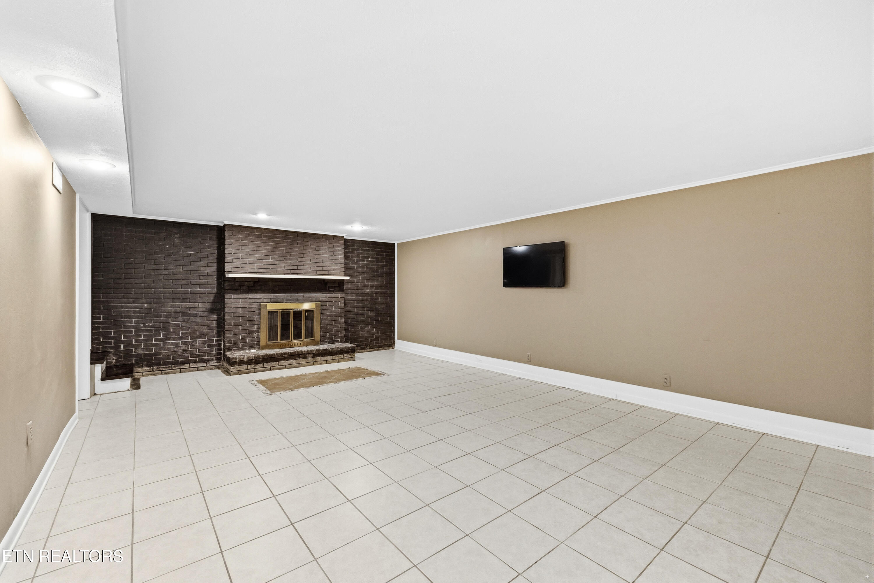 1141 Sanders Rd