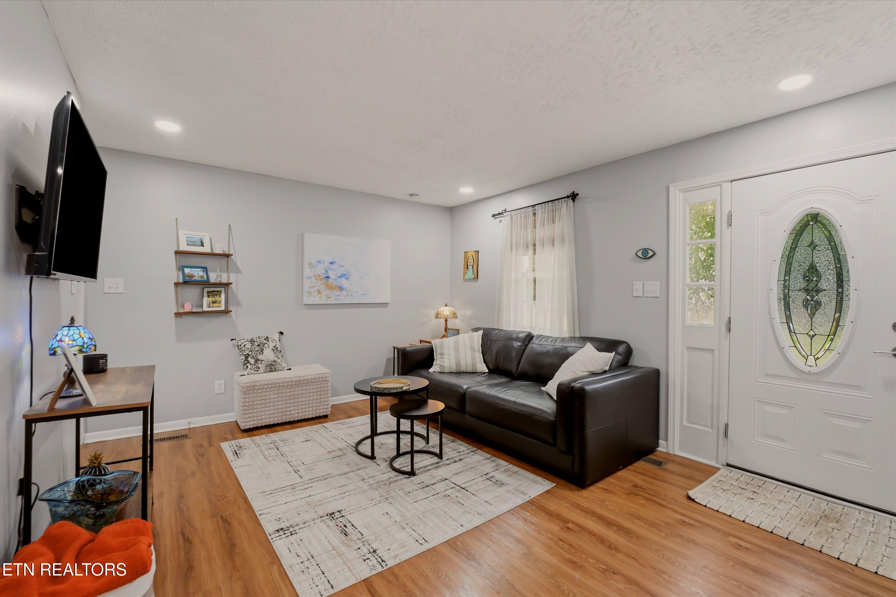 3408 Argyle Drive