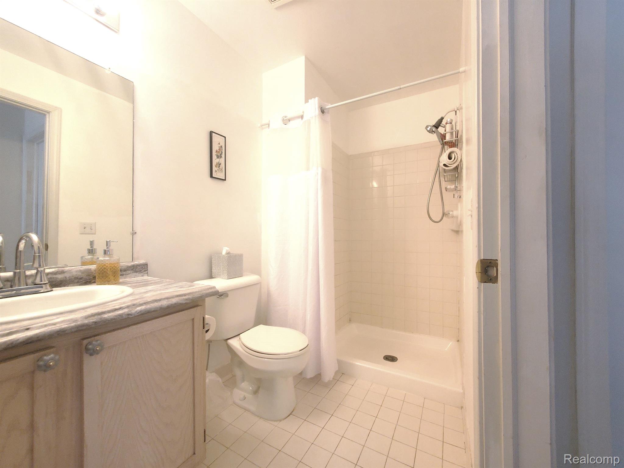 1747 CAMPAU FARMS Circle Unit: 46-13