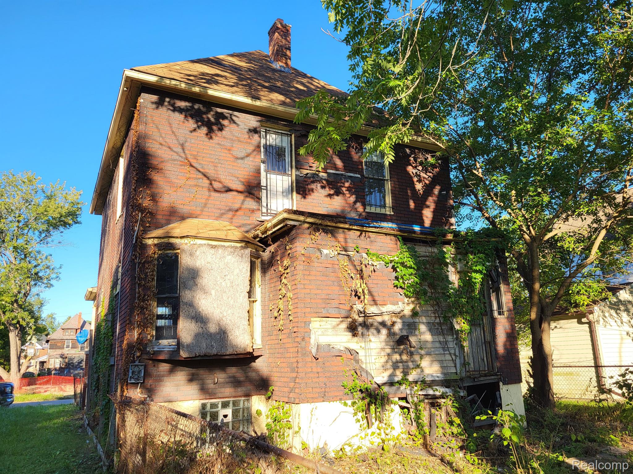 5999 FISCHER Street